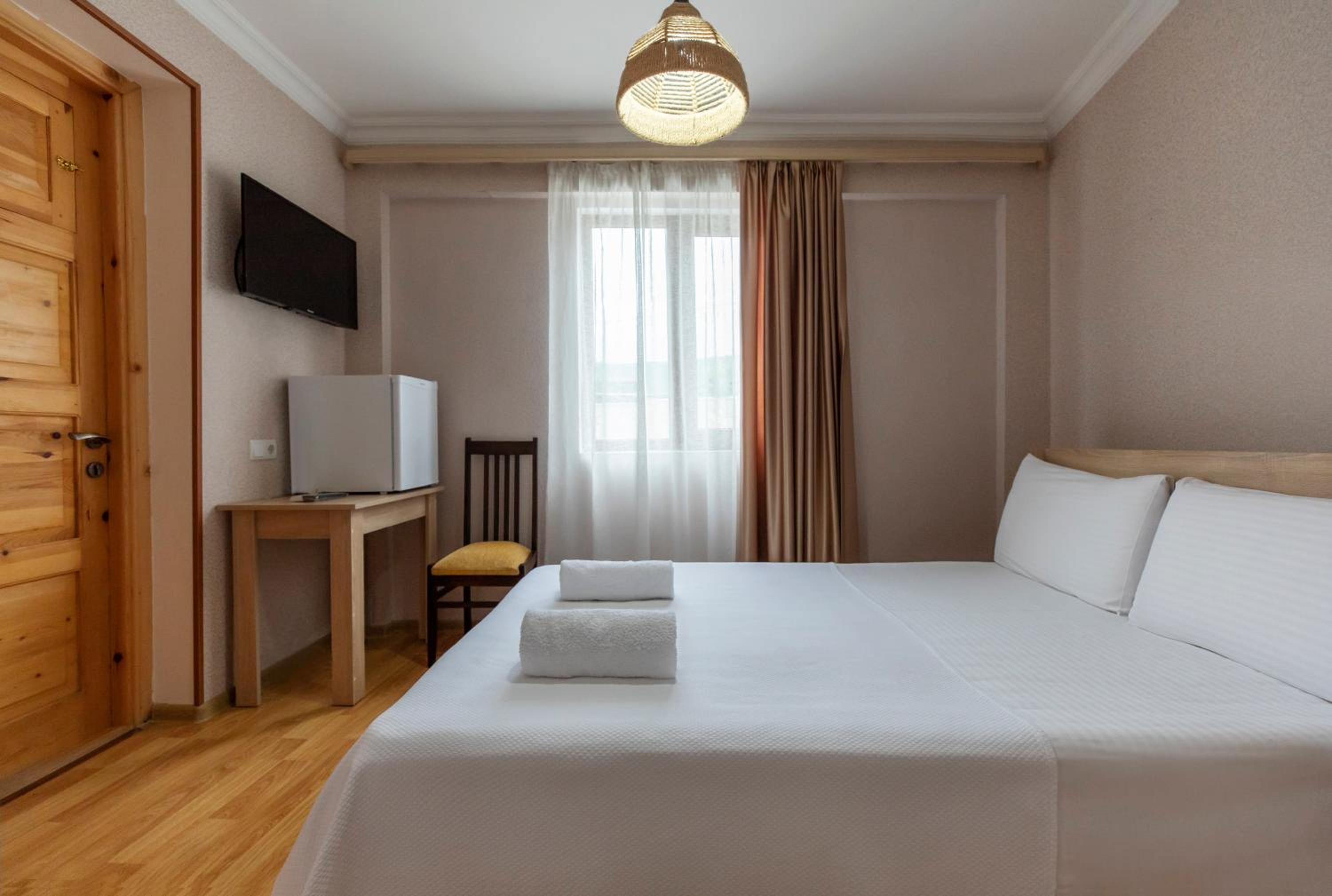 Double Room with Pool View photo 1