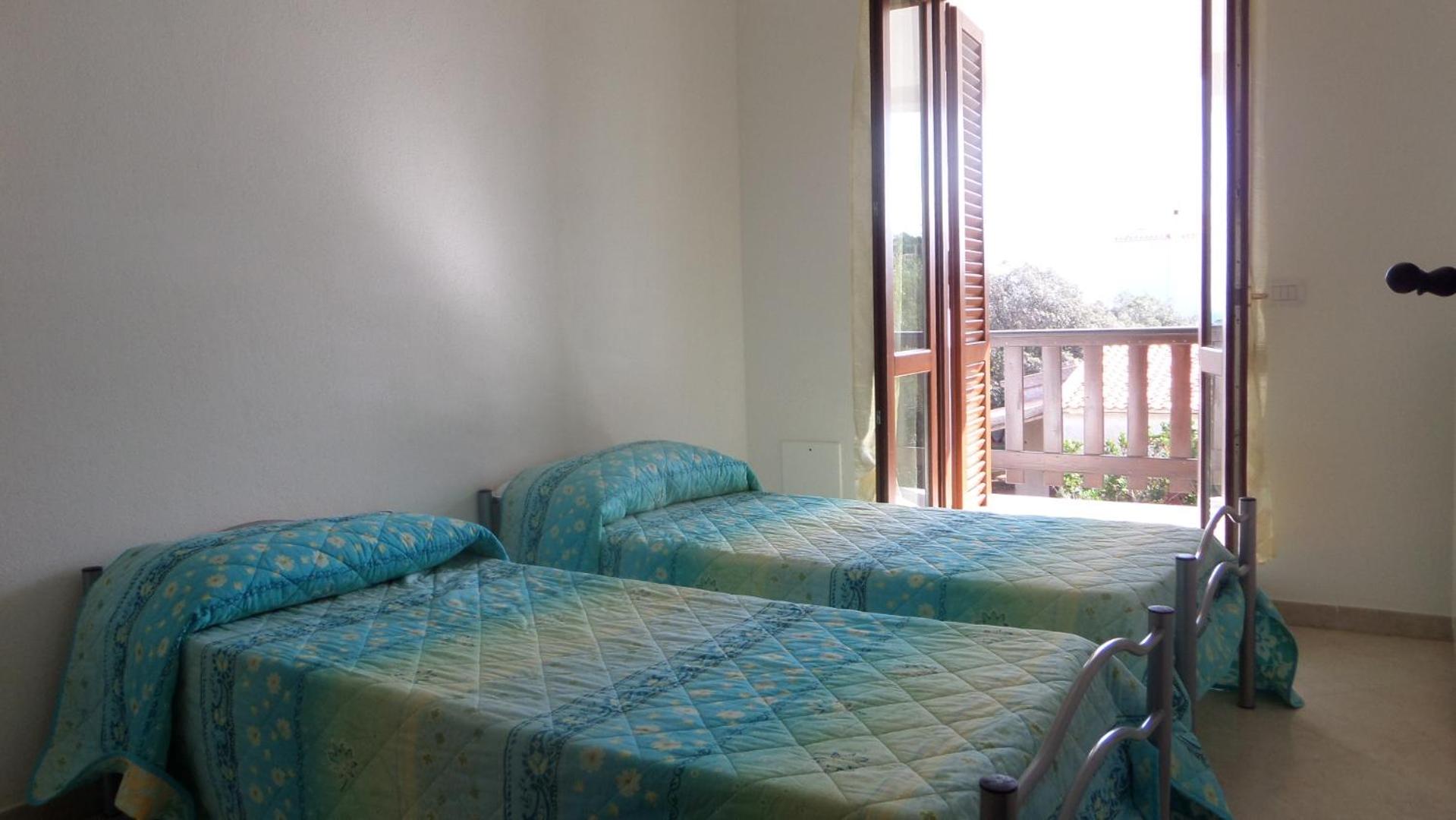 Budget Double Room photo 3