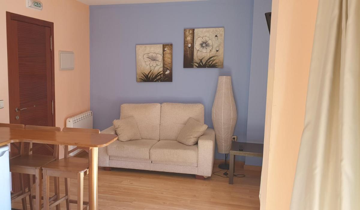 One-Bedroom Apartment photo 2