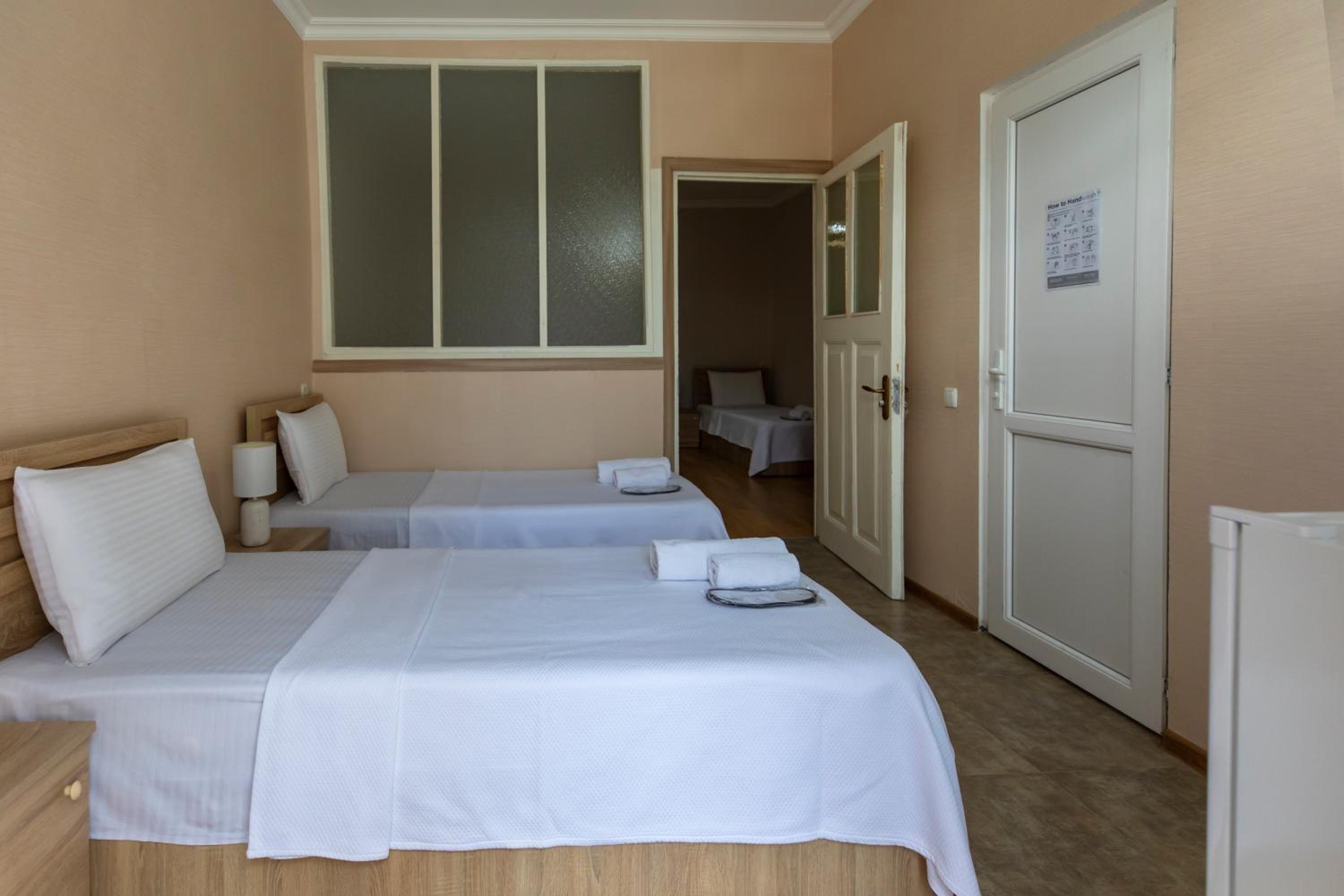 Quadruple Room with Bathroom photo 1