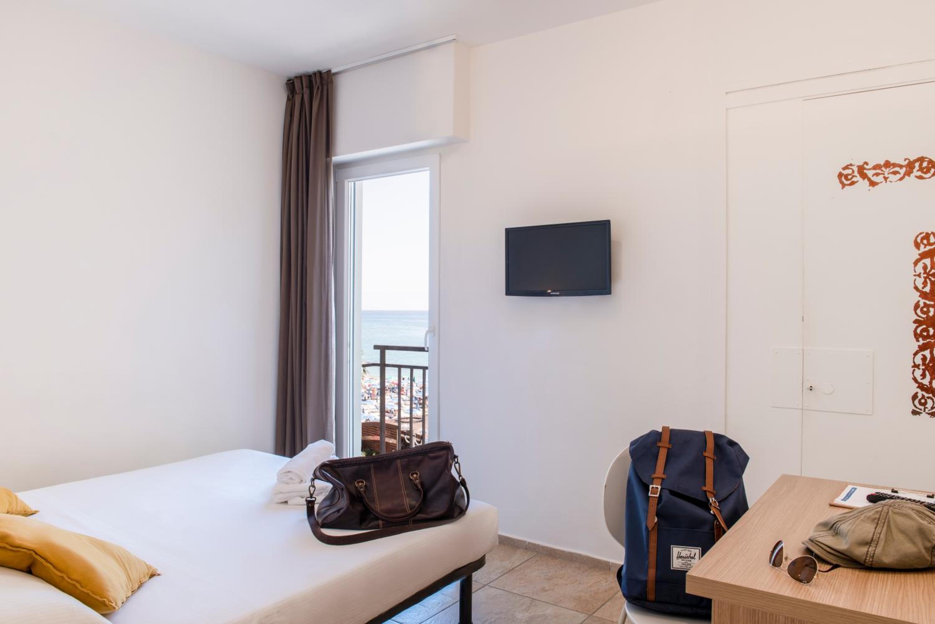 Standard Double Room photo 1