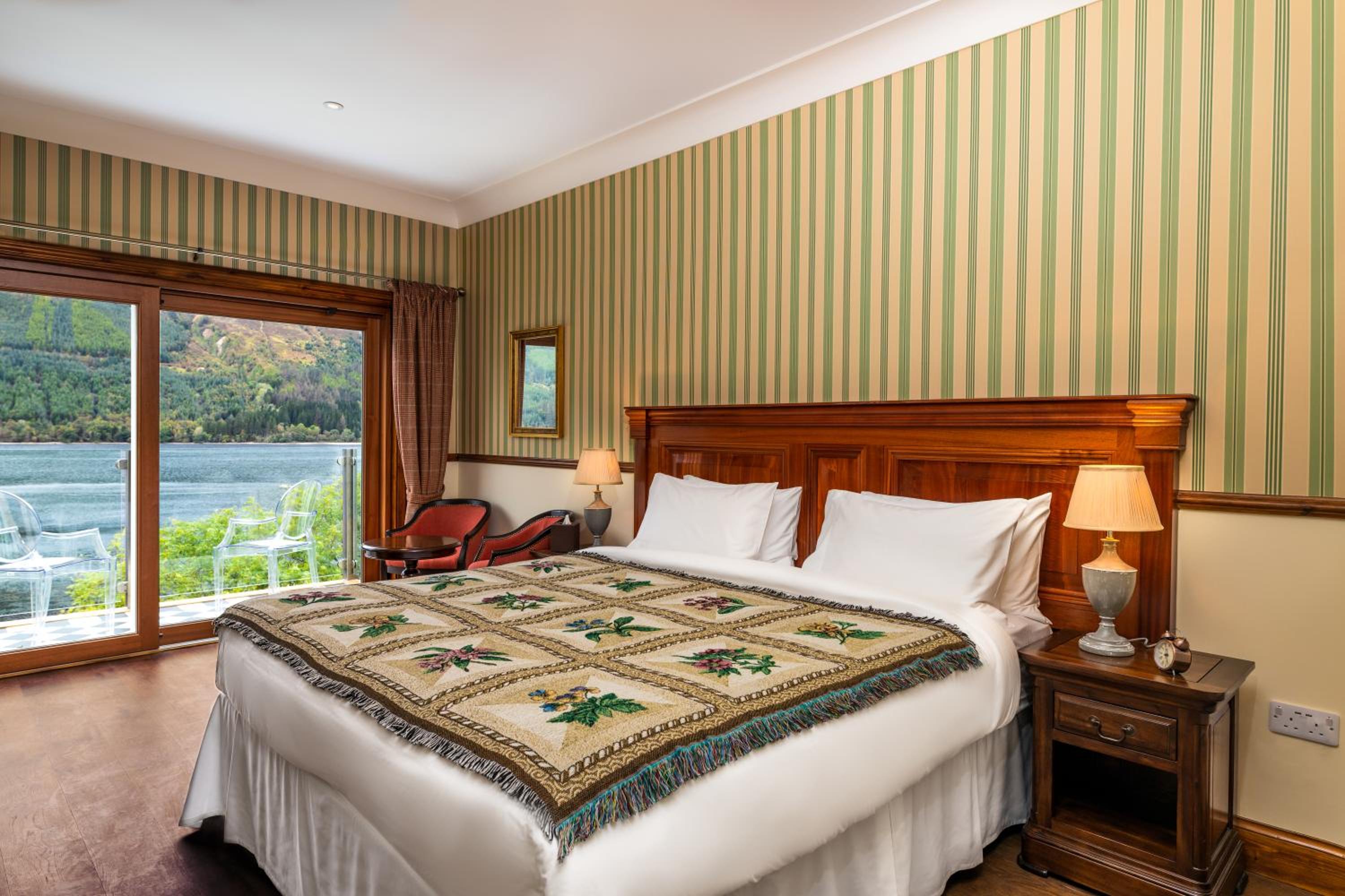 King Room with Balcony photo 1