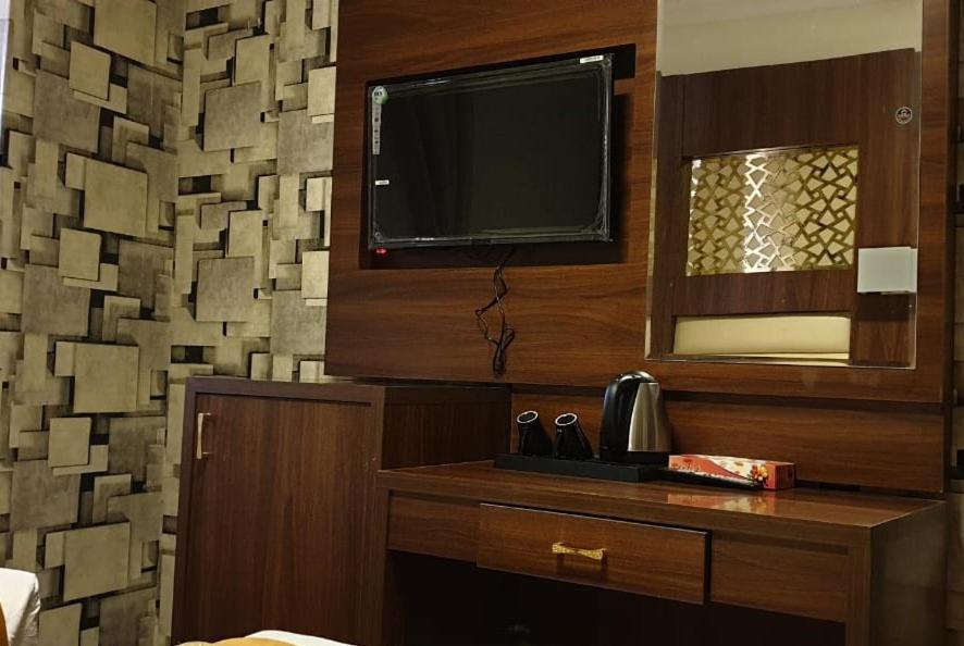 Triple Room With Private Bathroom