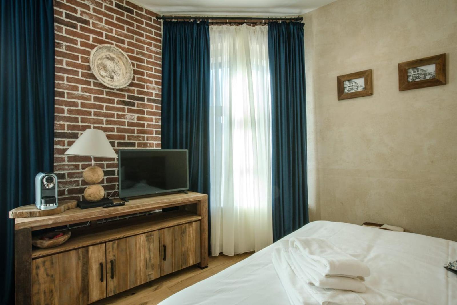 Superior Queen Room