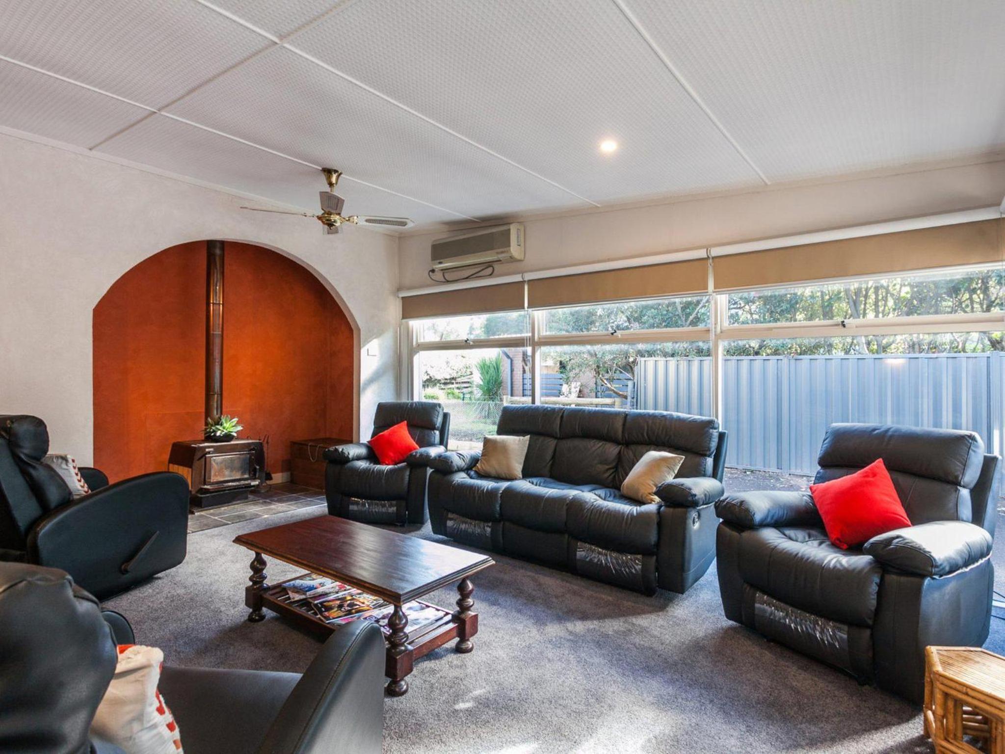 Three-Bedroom House photo 1