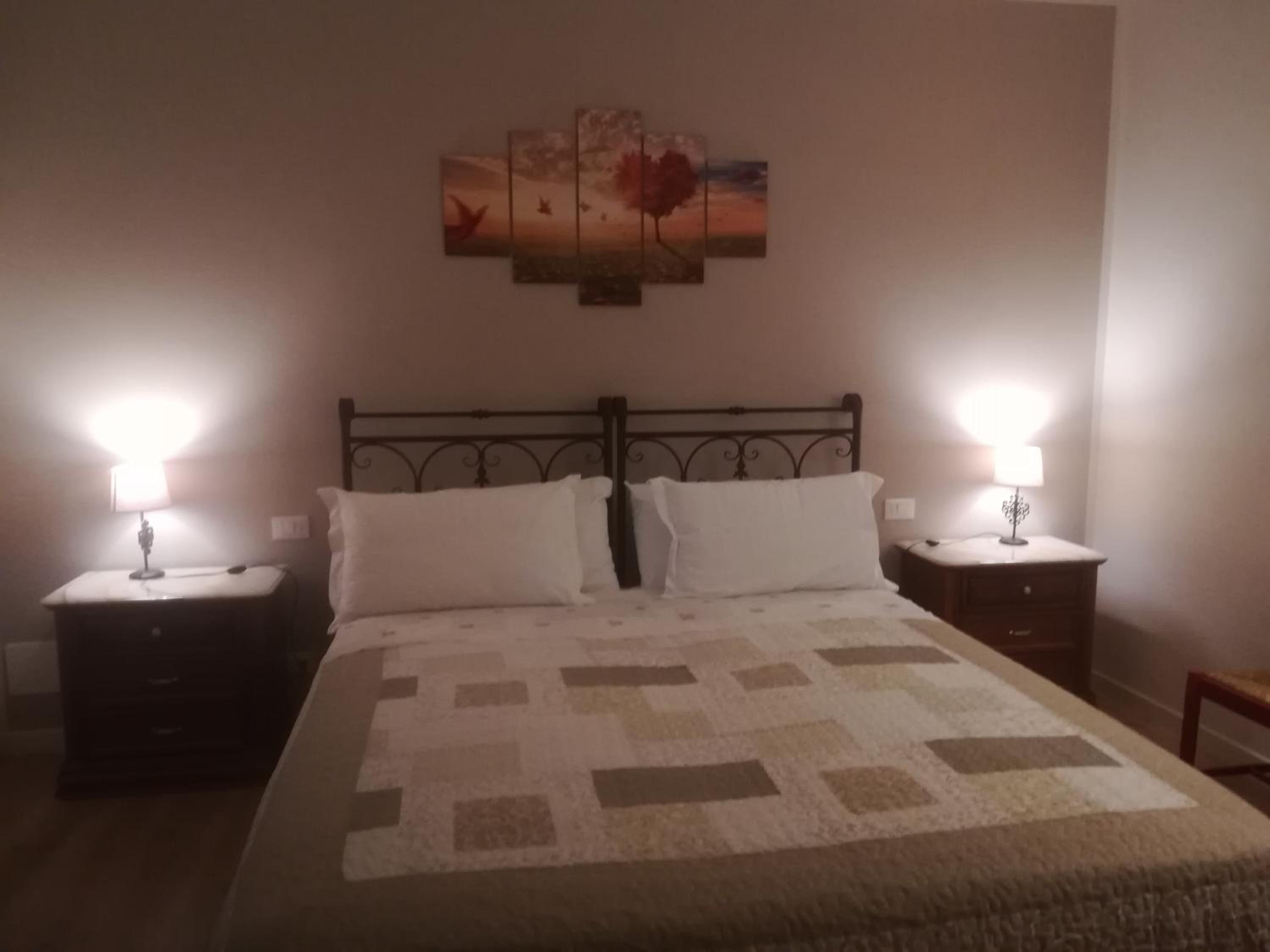 Deluxe Double or Twin Room photo 1