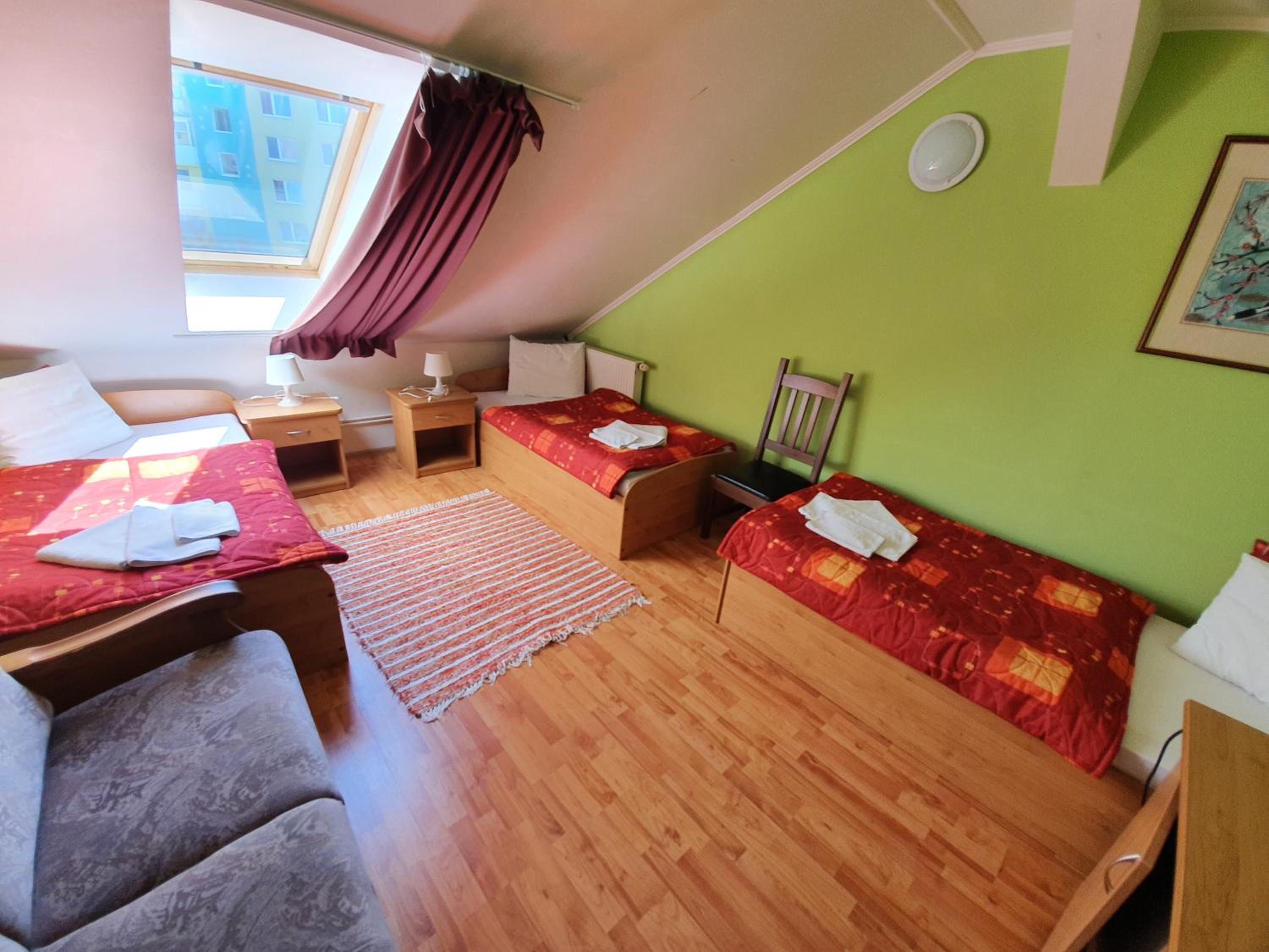 Triple Room