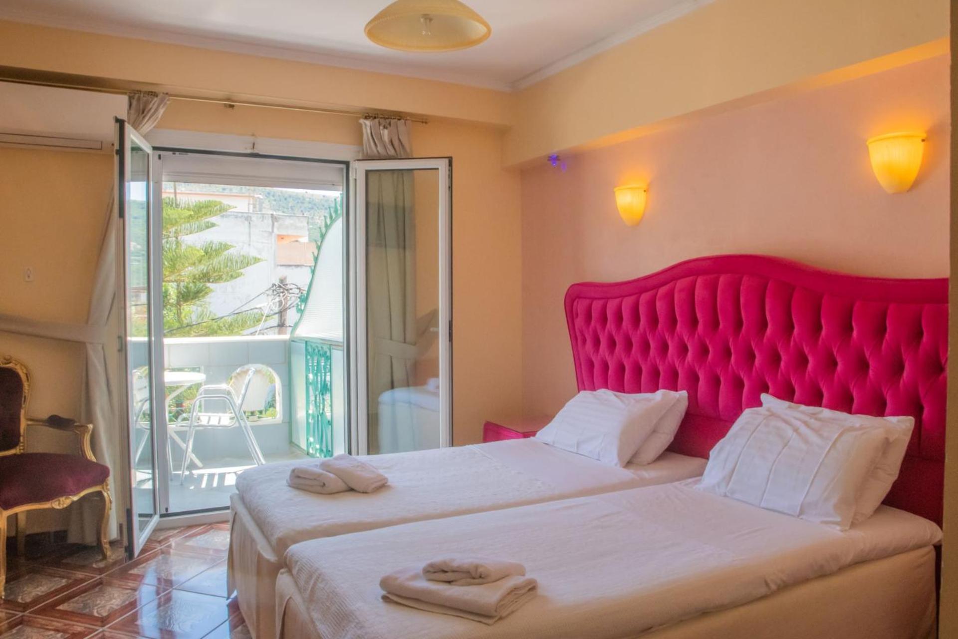 Deluxe Twin Room - Photo 7