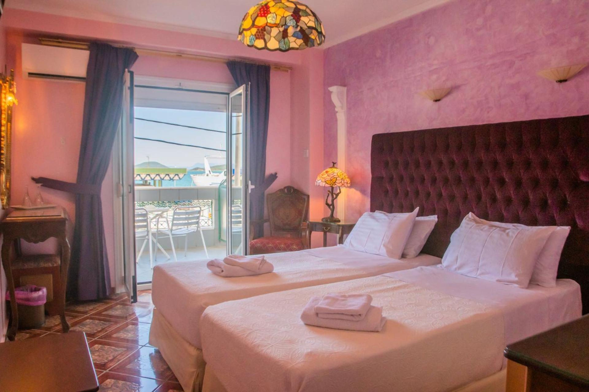 Deluxe Twin Room - Photo 2