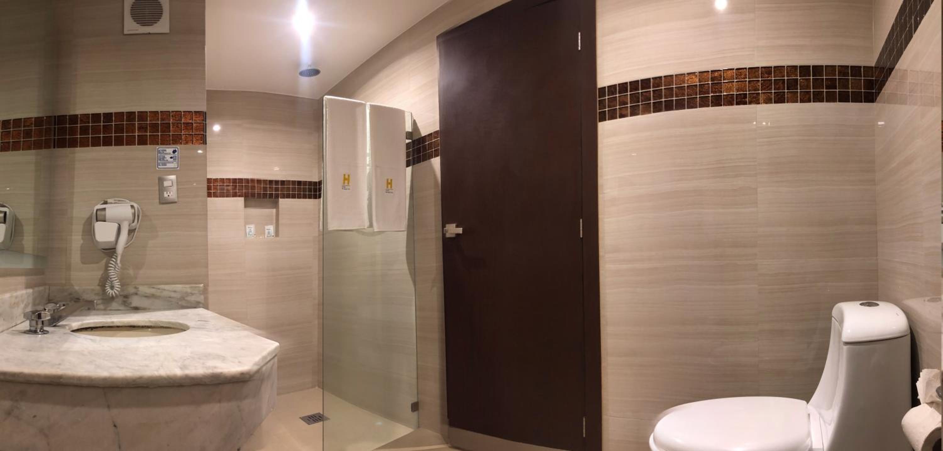 Double Room - Photo 2