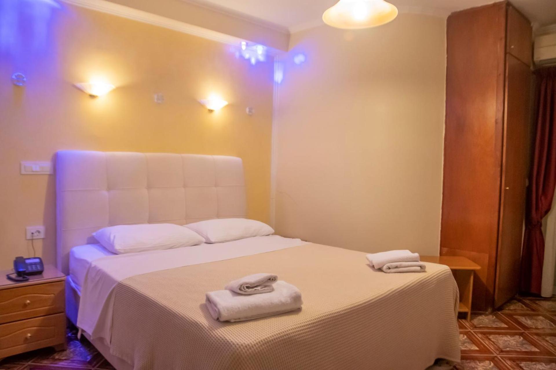 Basic Double Room - Photo 4