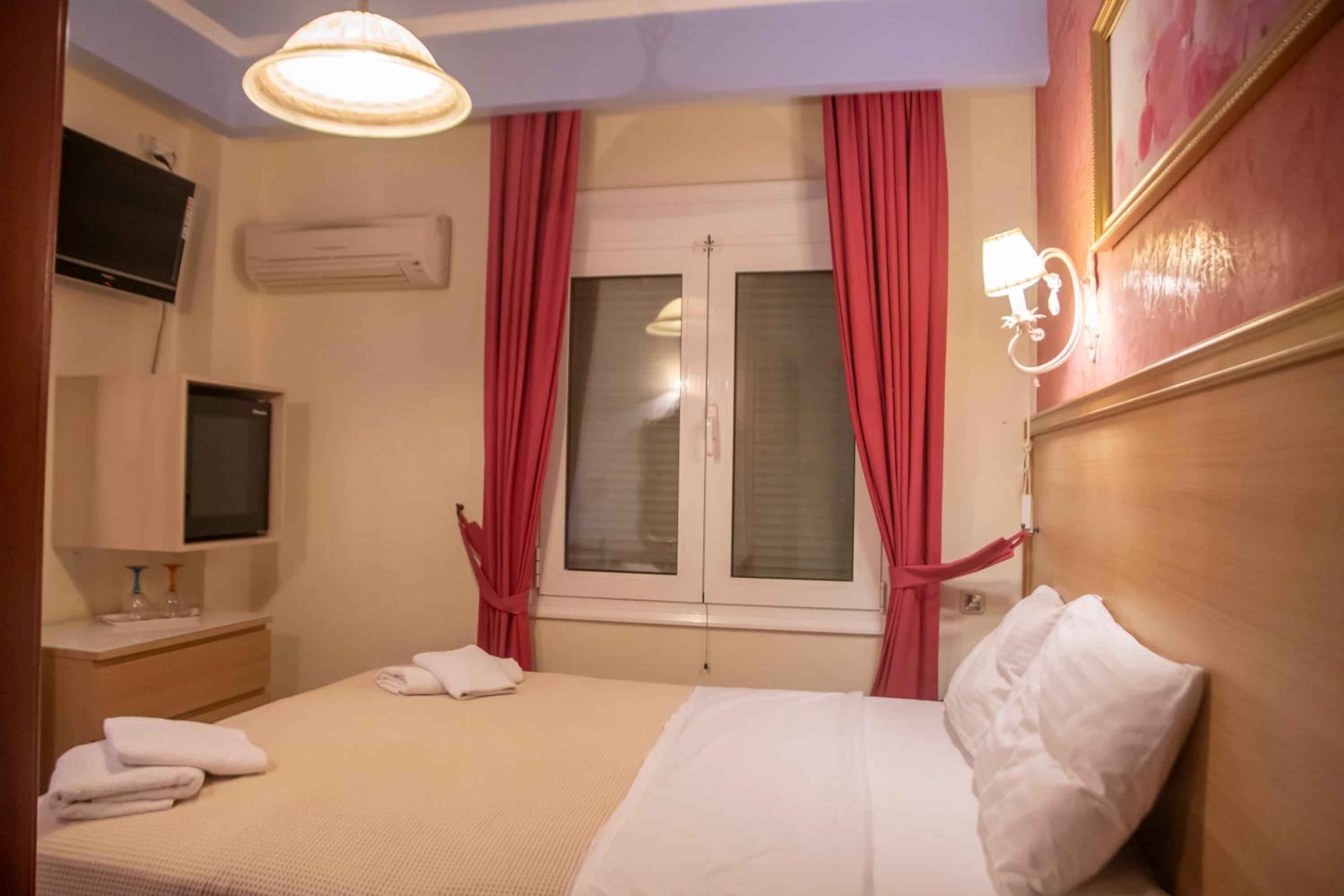Basic Double Room - Photo 6