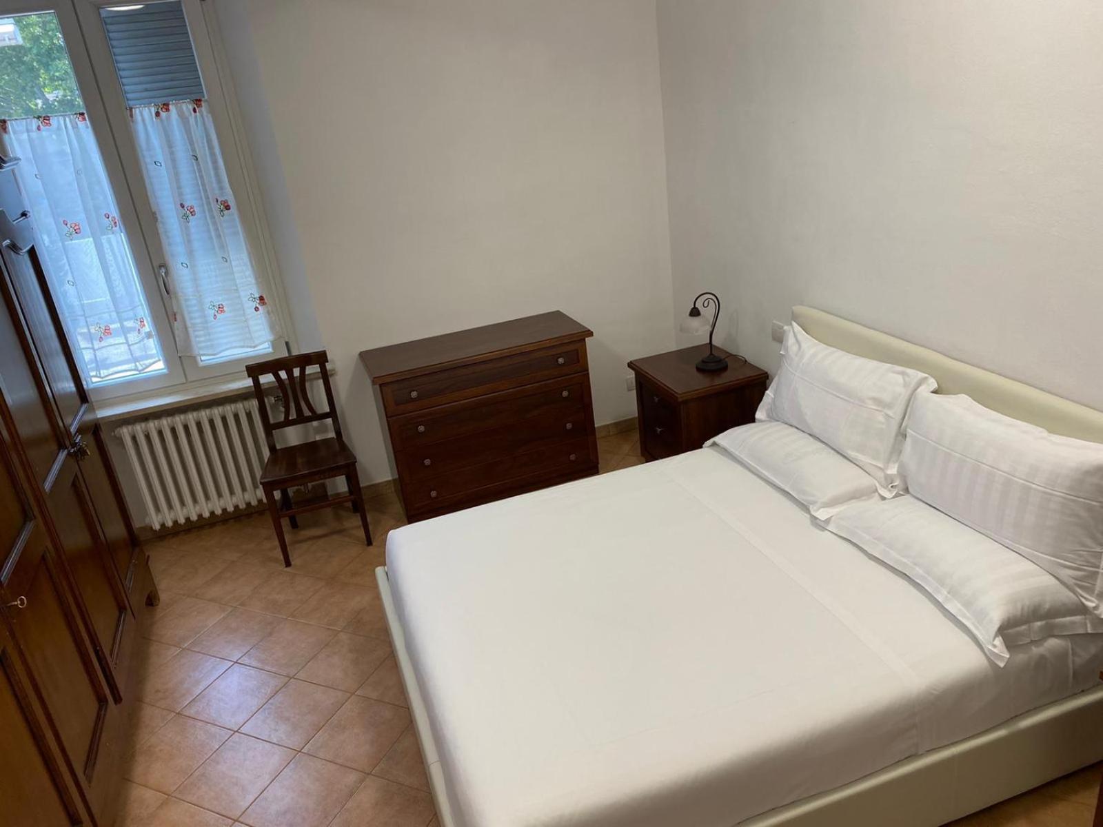 Triple Room with Private Bathroom - Photo 8