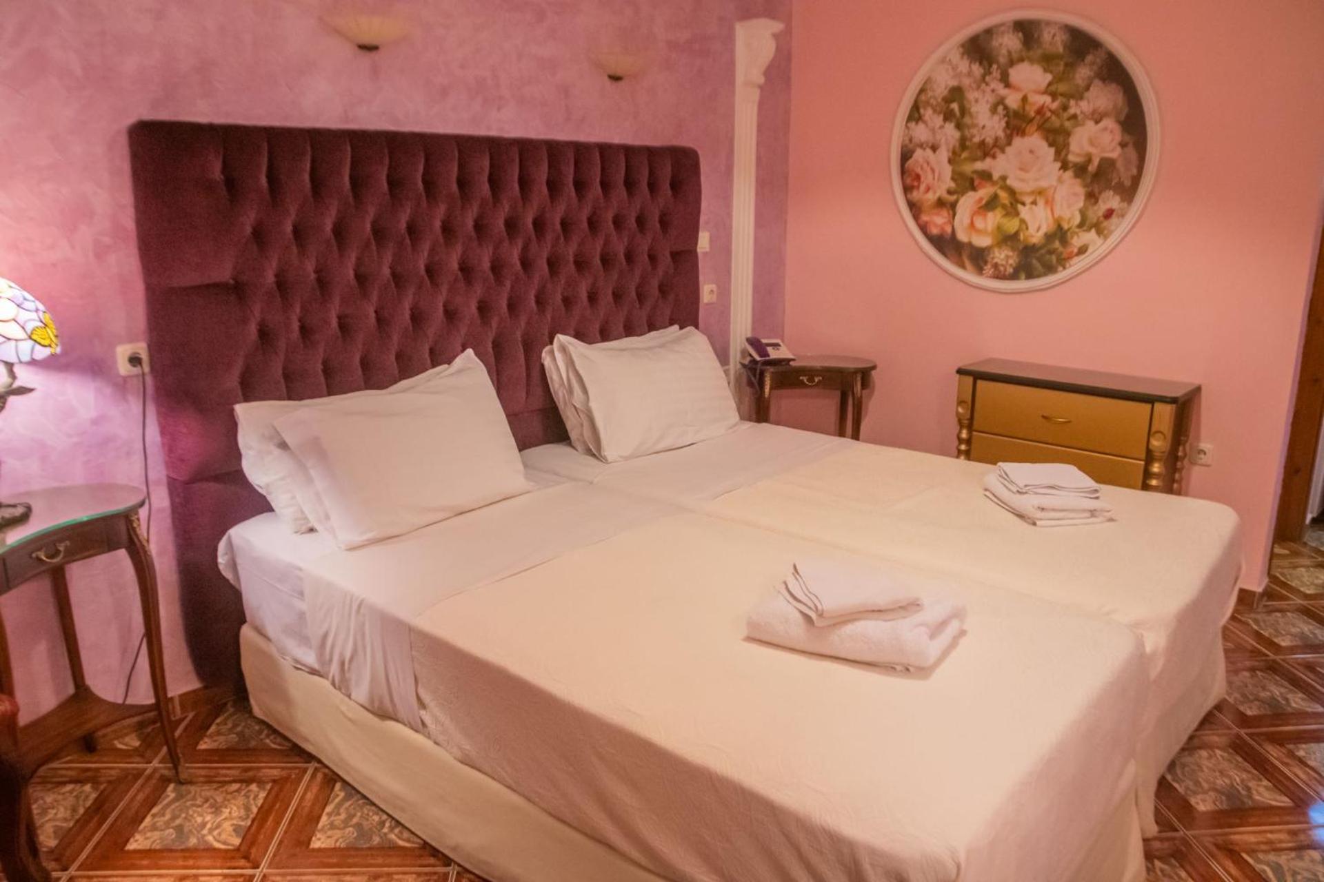 Deluxe Twin Room - Photo 19