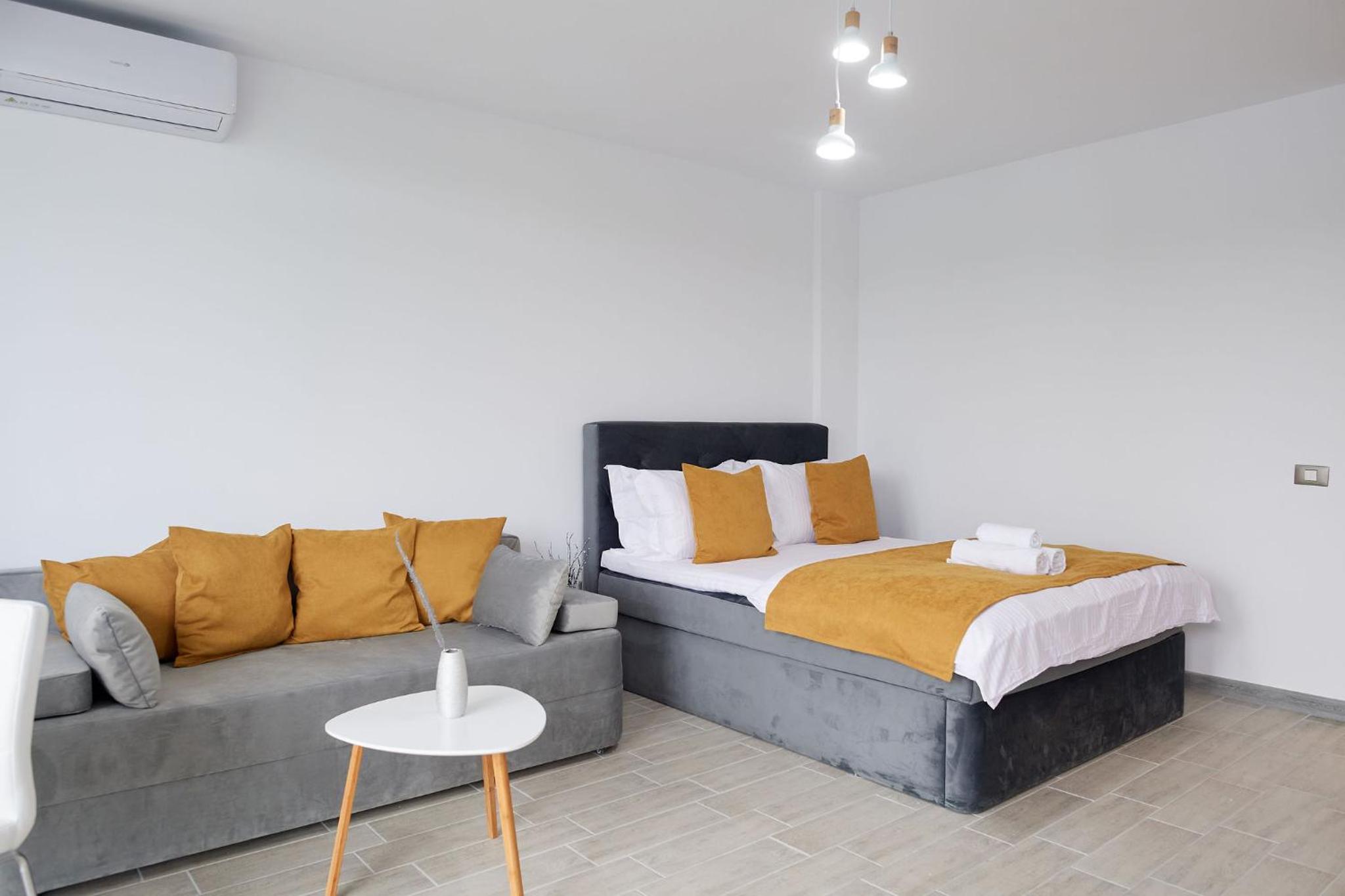One-Bedroom Apartment