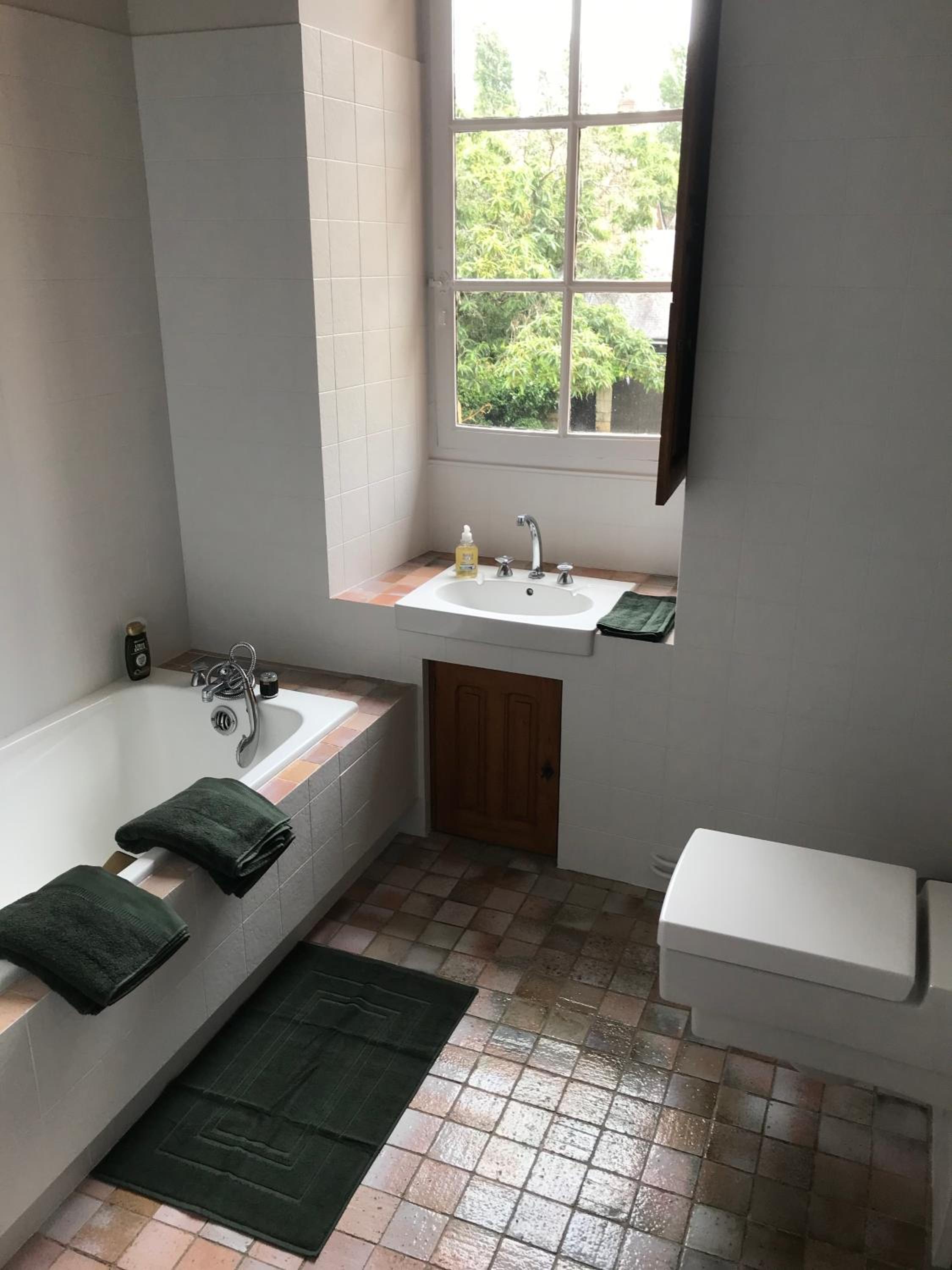Suite with Garden View - Photo 10