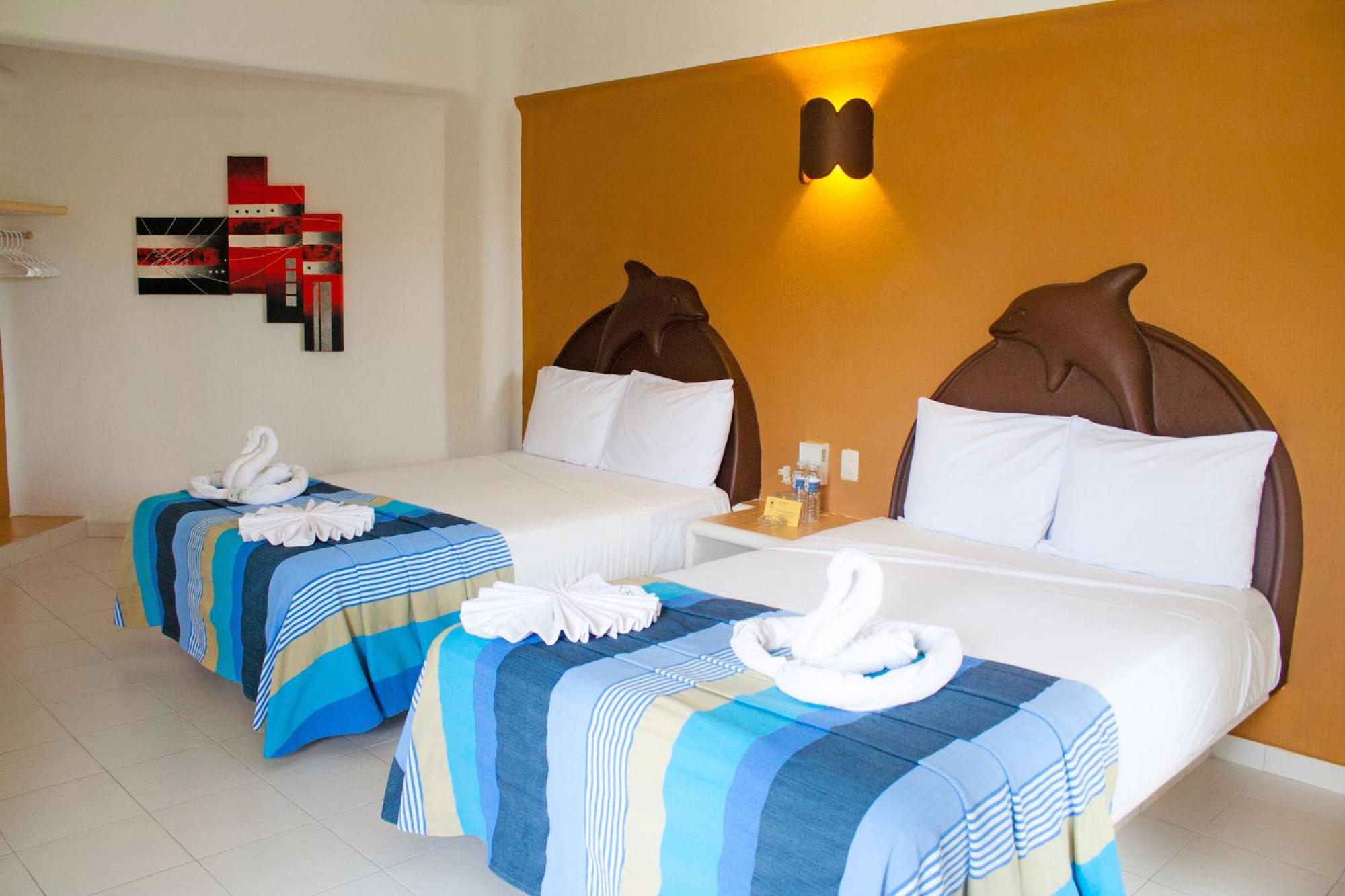 Standard Double Room with Two Double Beds photo 1