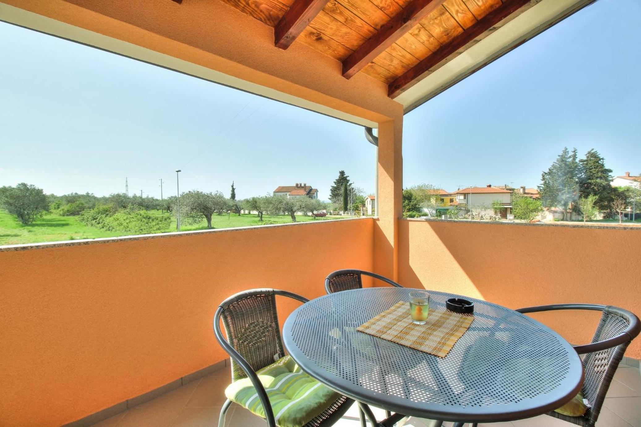 Two-Bedroom Apartment with Balcony - Photo 14