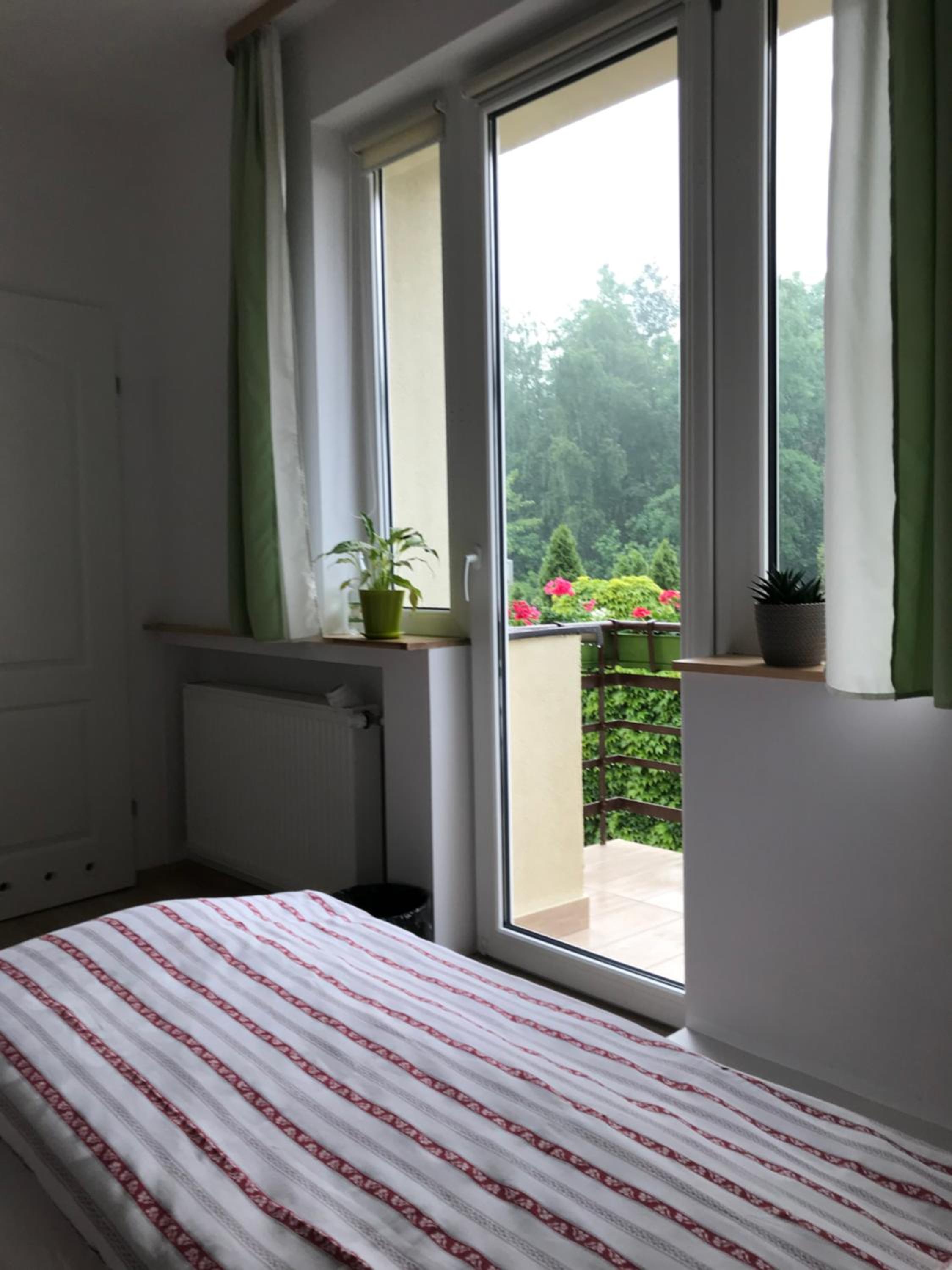 Twin Room with Bathroom - Photo 30