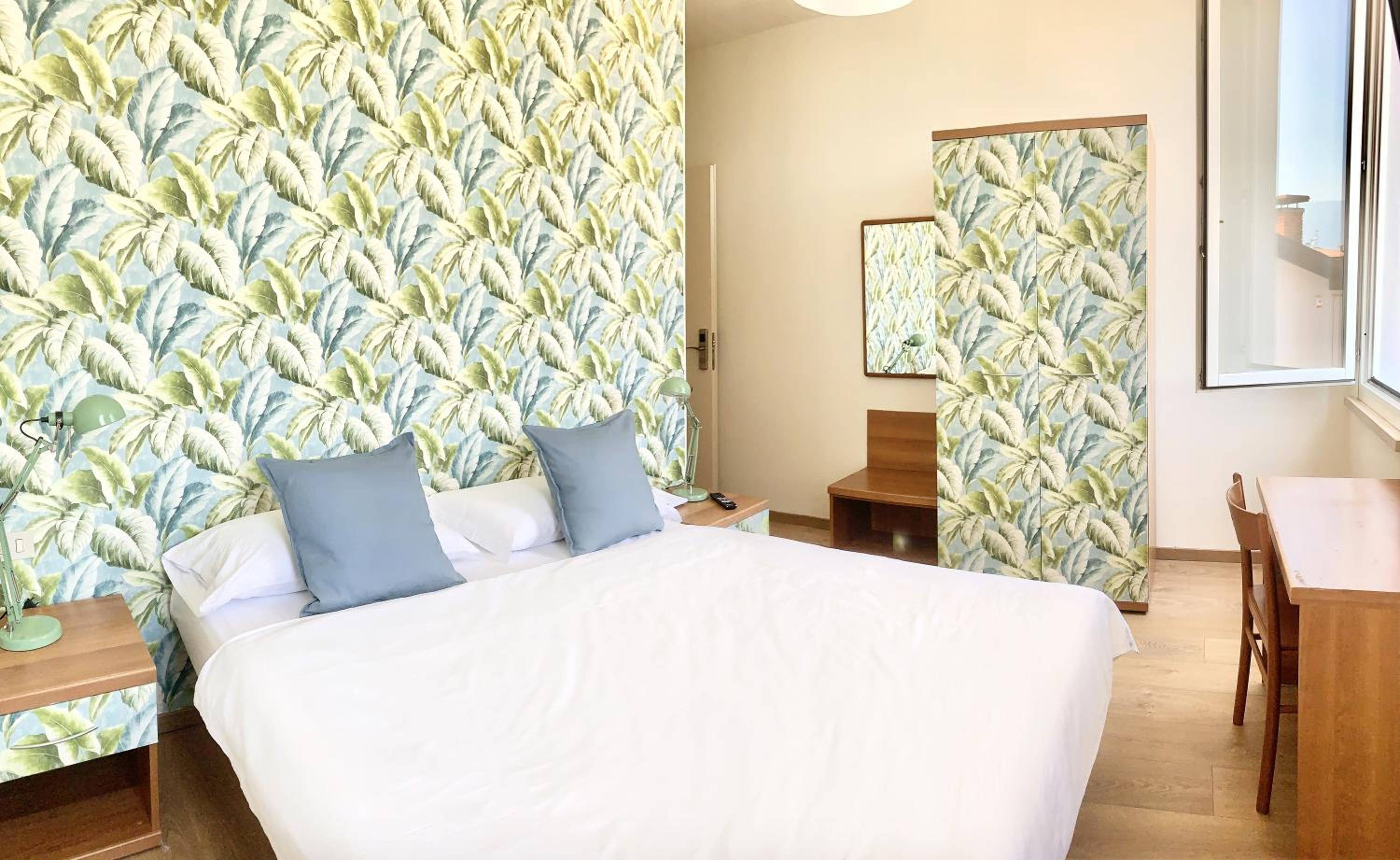Double Room - Photo 14