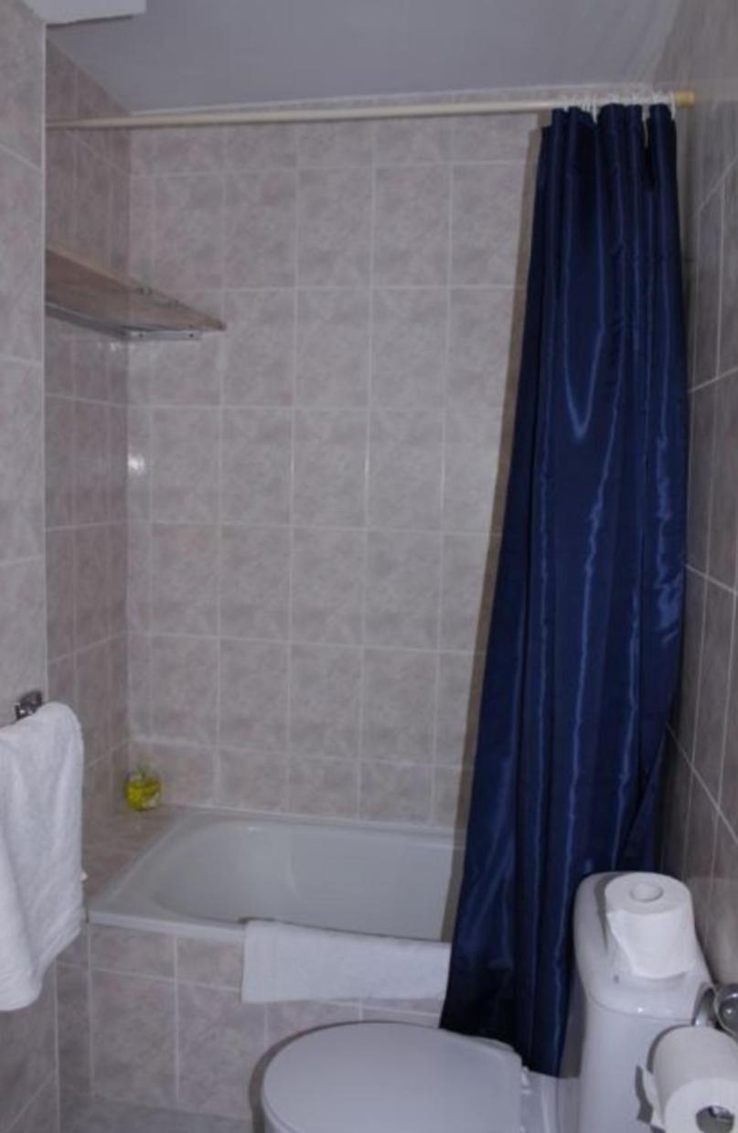 Two-Bedroom Apartment - Photo 3