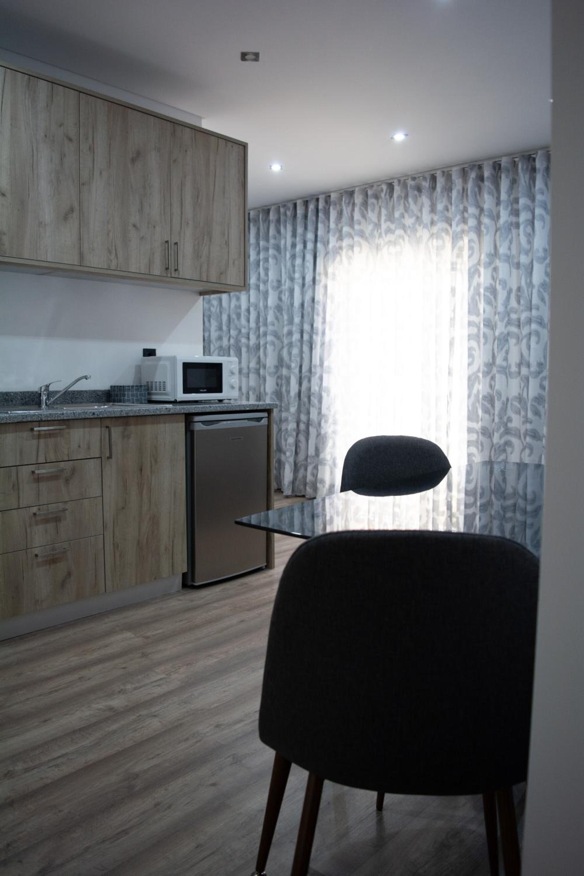 Two-Bedroom Apartment - Photo 8