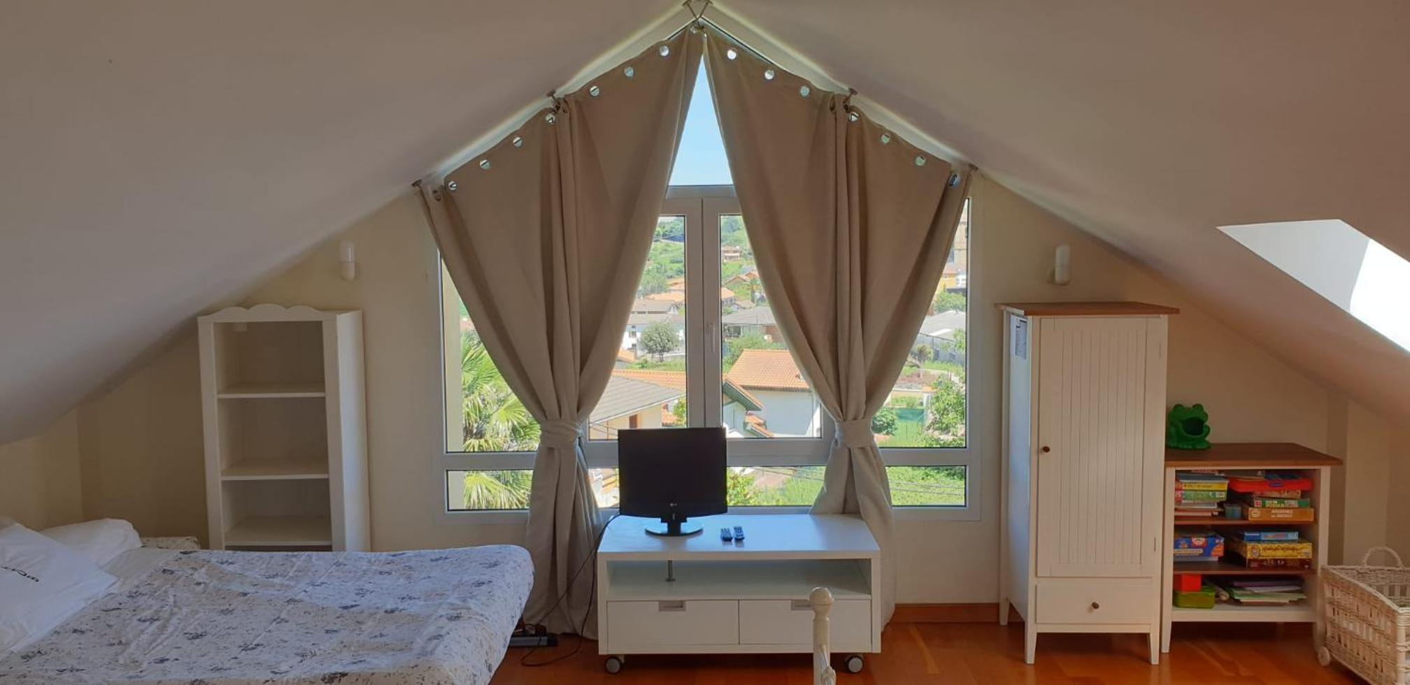 Casa de cuatro habitaciones