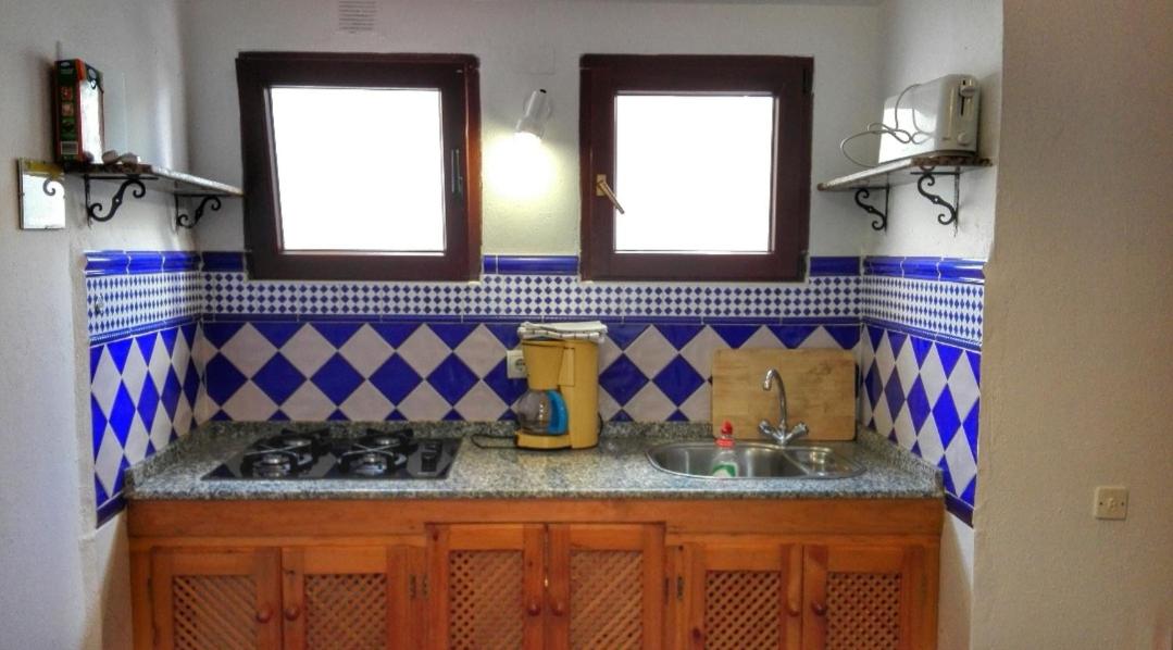 One-Bedroom Apartment - Photo 3