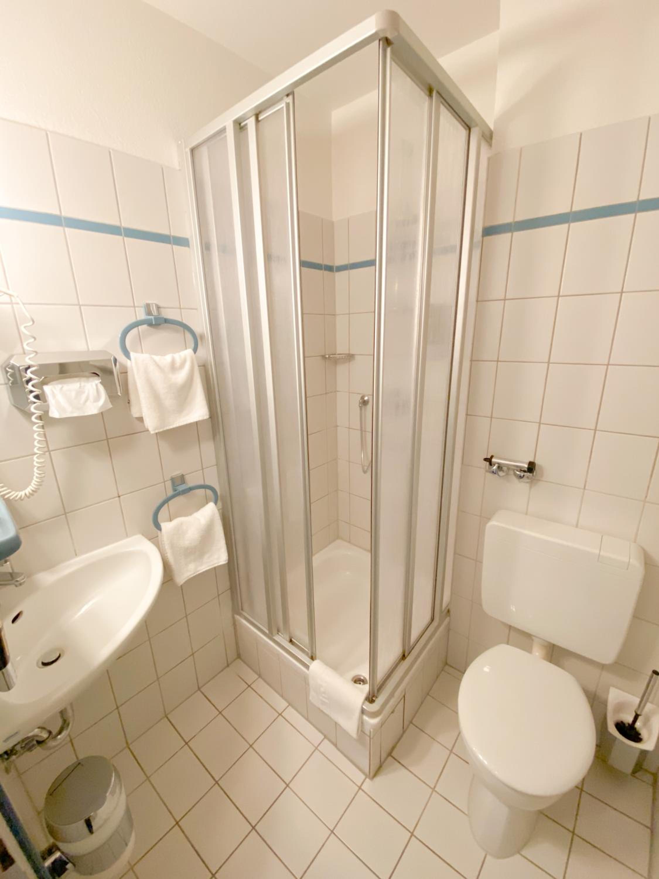 Double Room - Photo 3