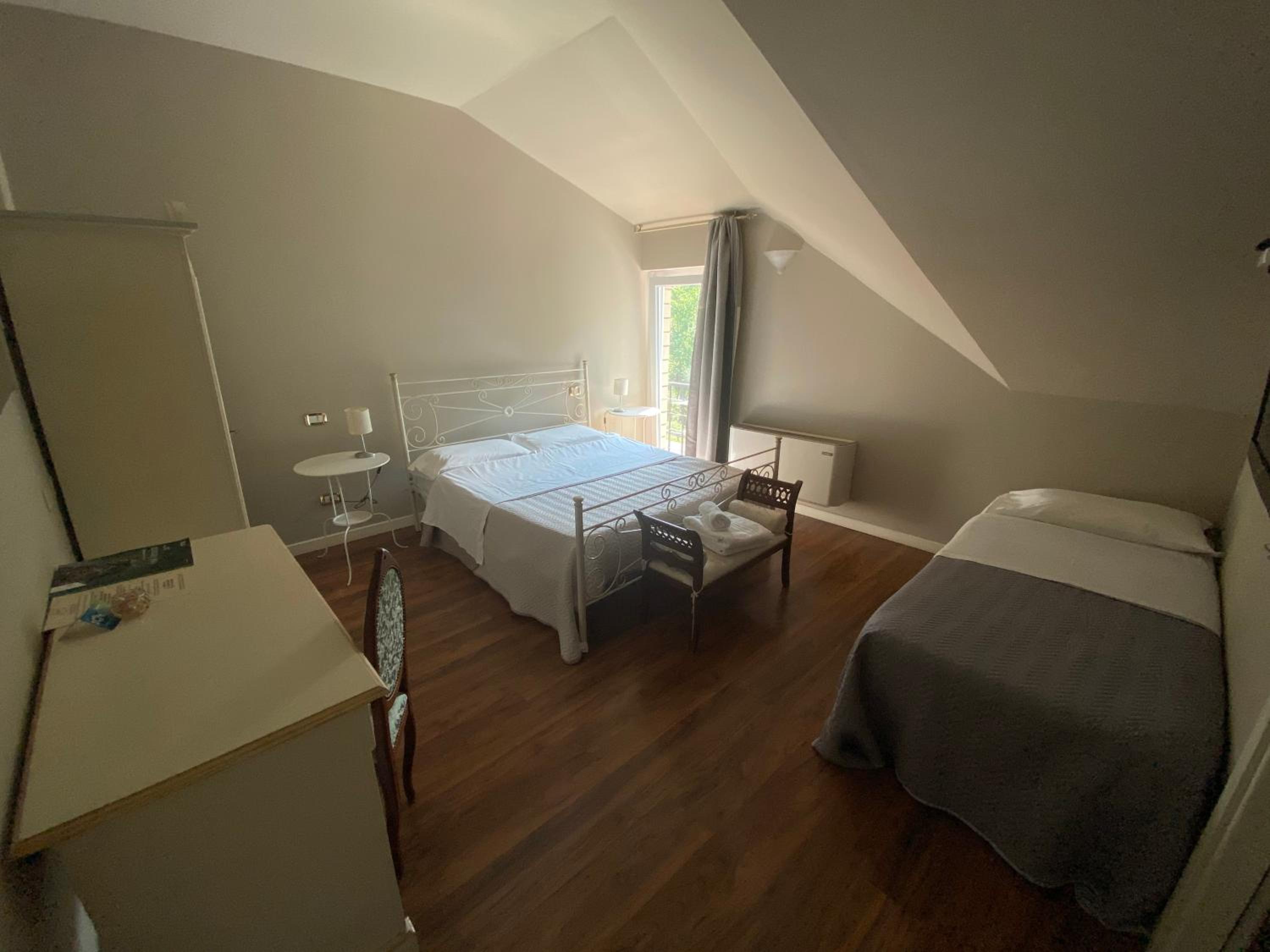Triple Room - Photo 3