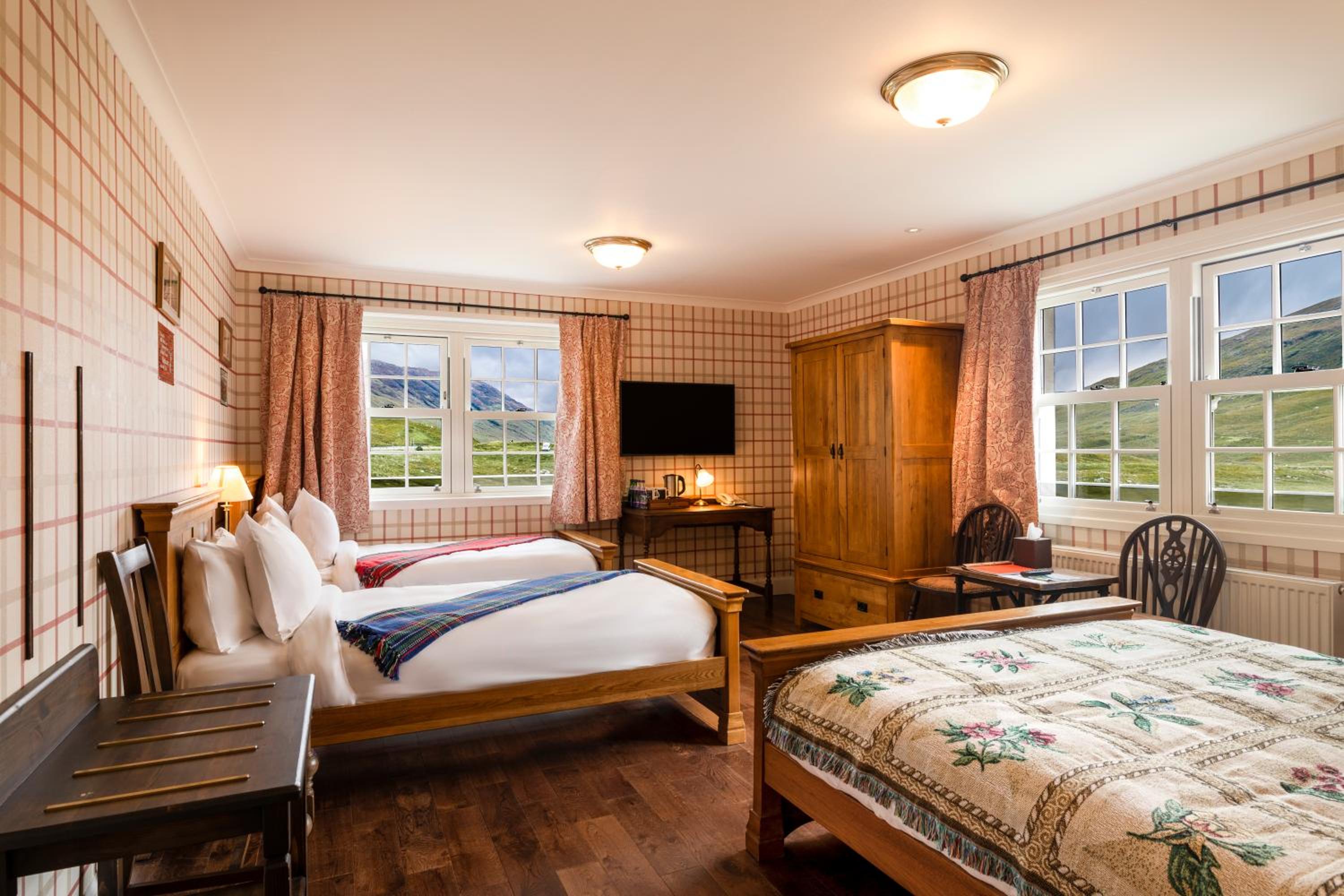 Family Guest Room - Photo 6