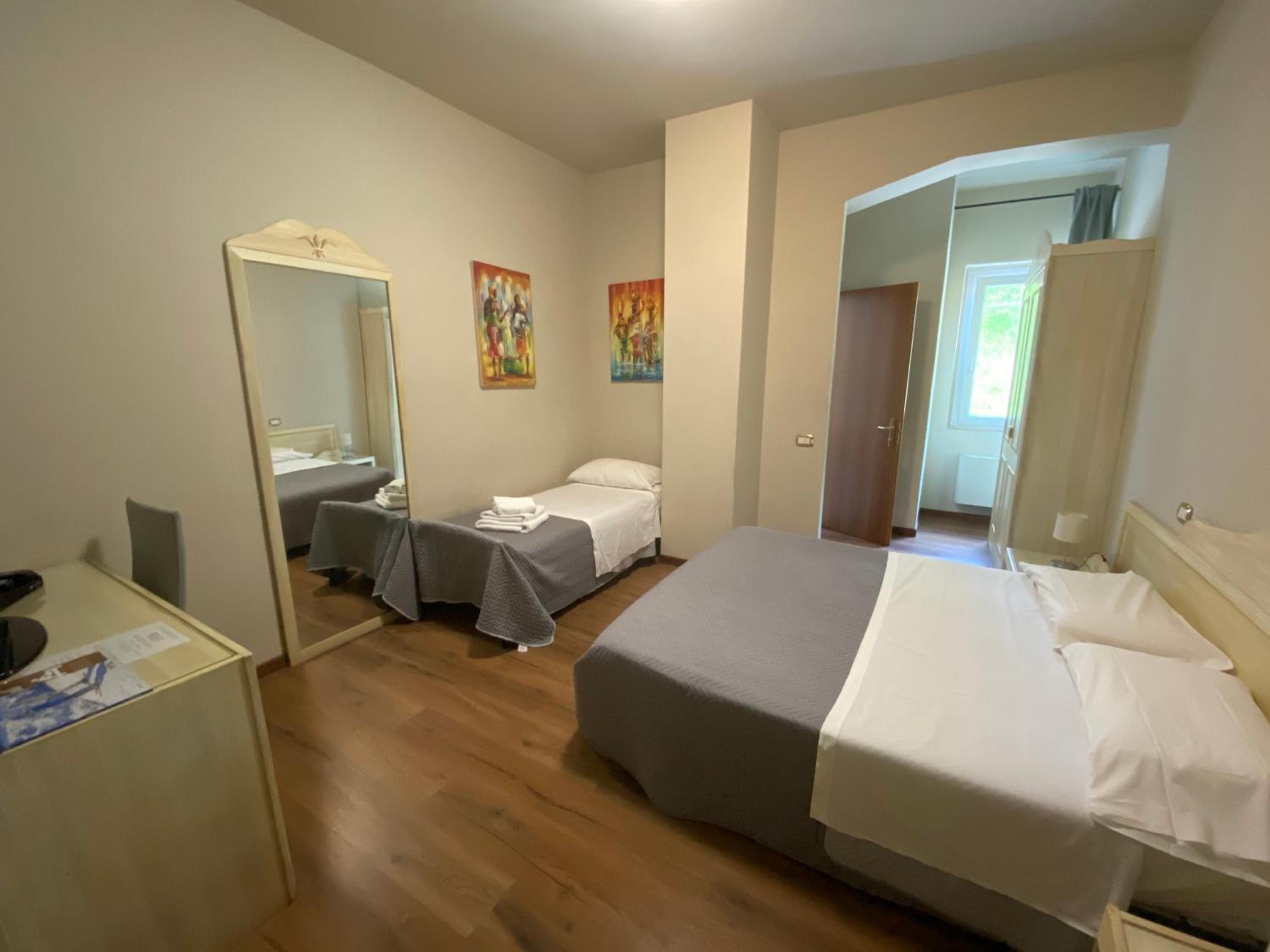 Triple Room - Photo 1