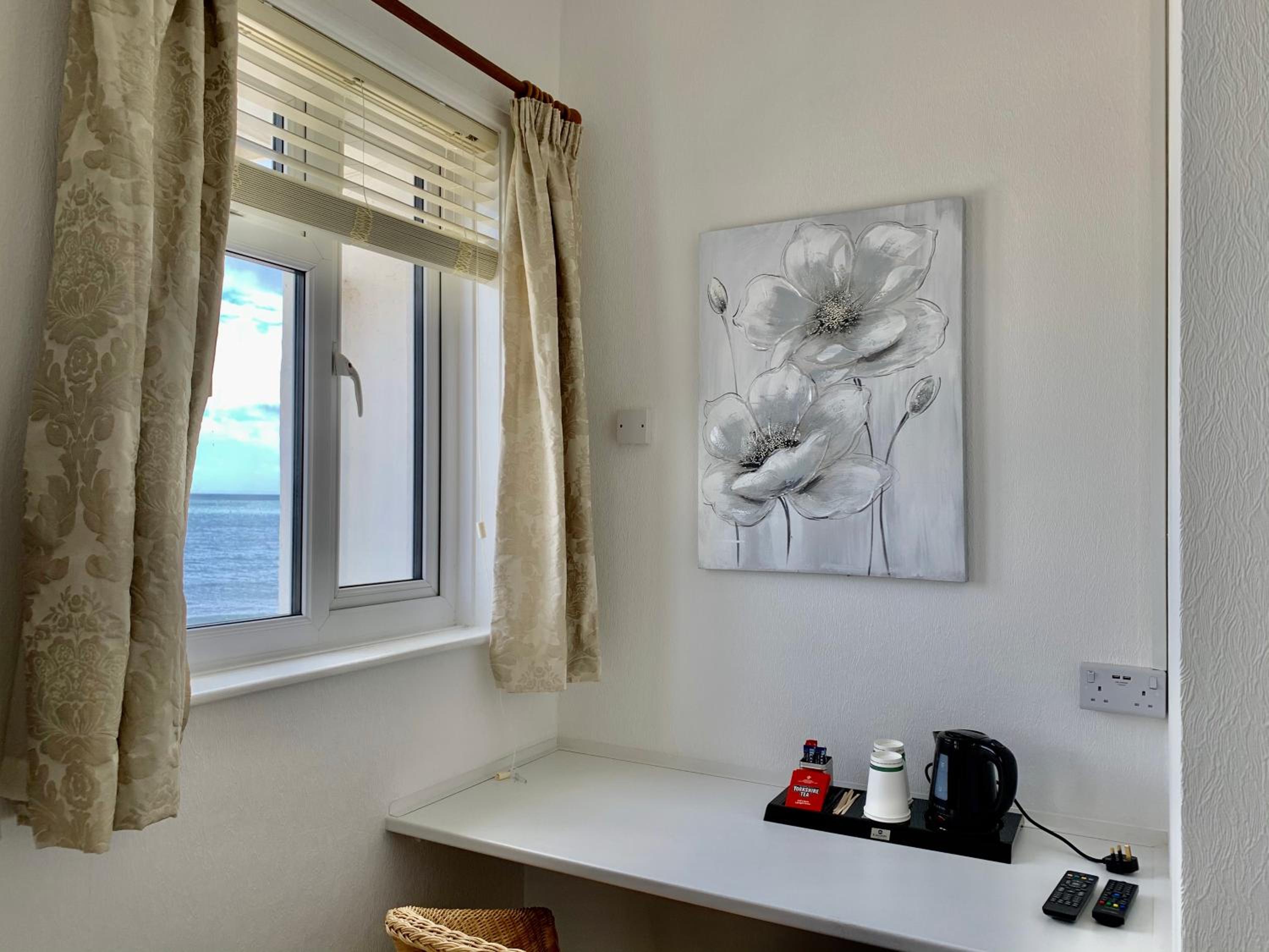Classic Double Room with Sea View photo 2