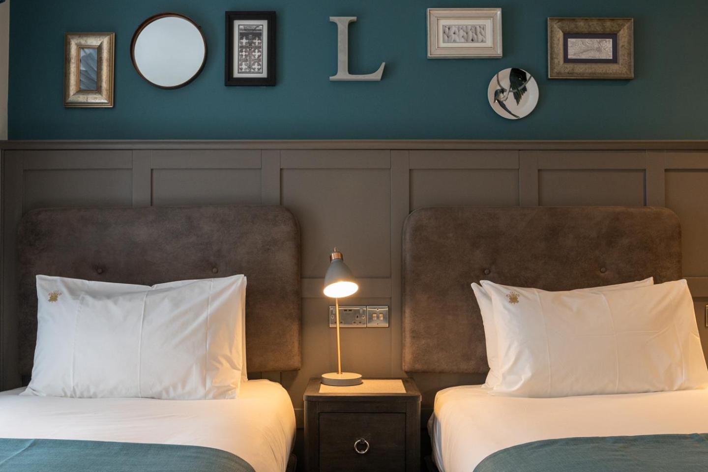 Deluxe Twin Room - Photo 2