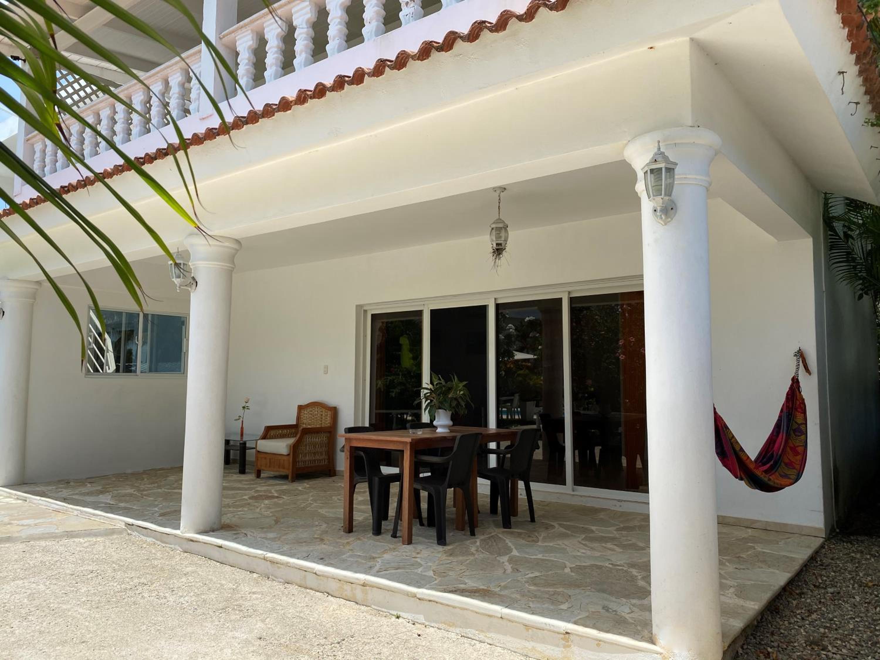 Villa photo 3