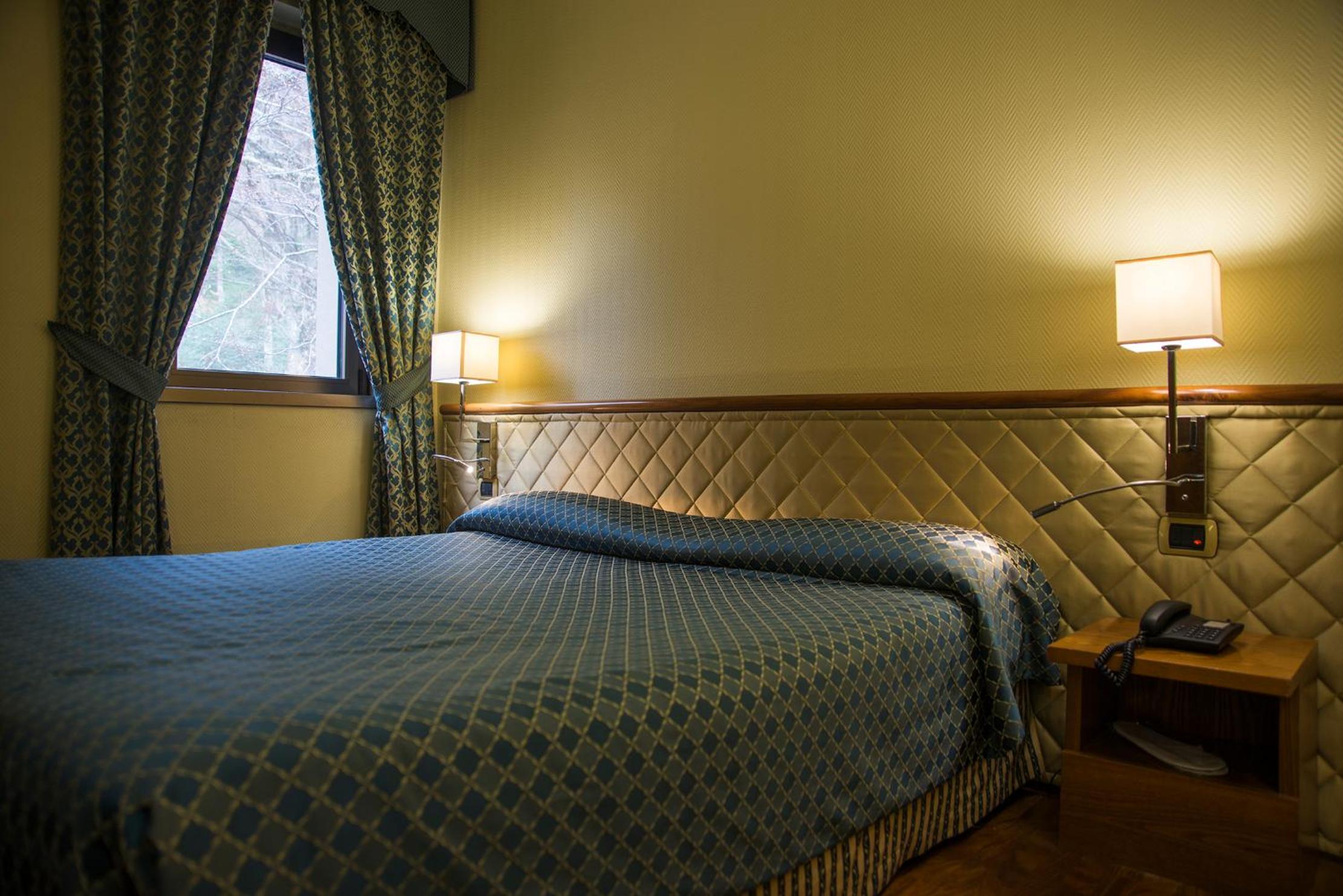 Large Single Room