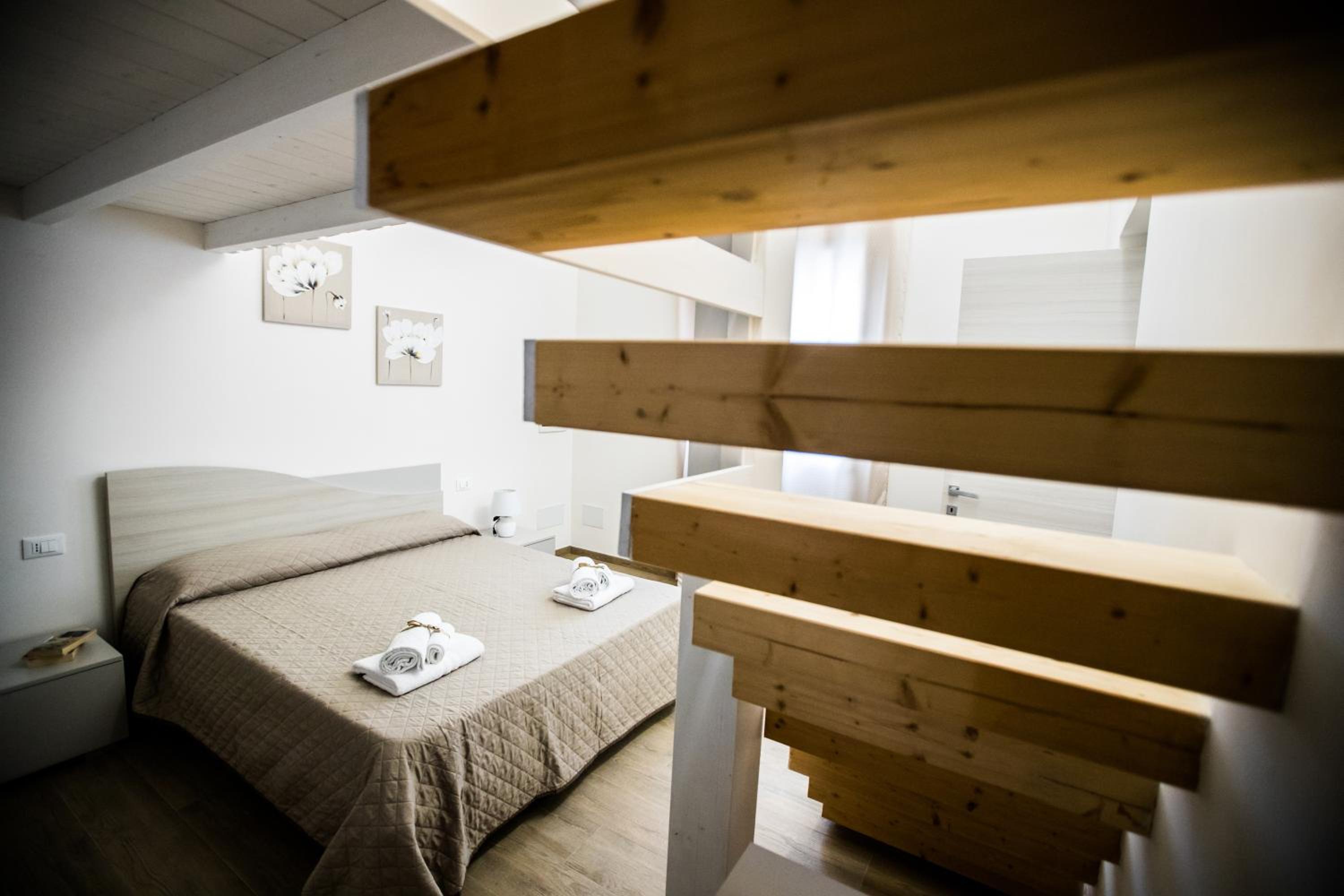 Double Room - Photo 2