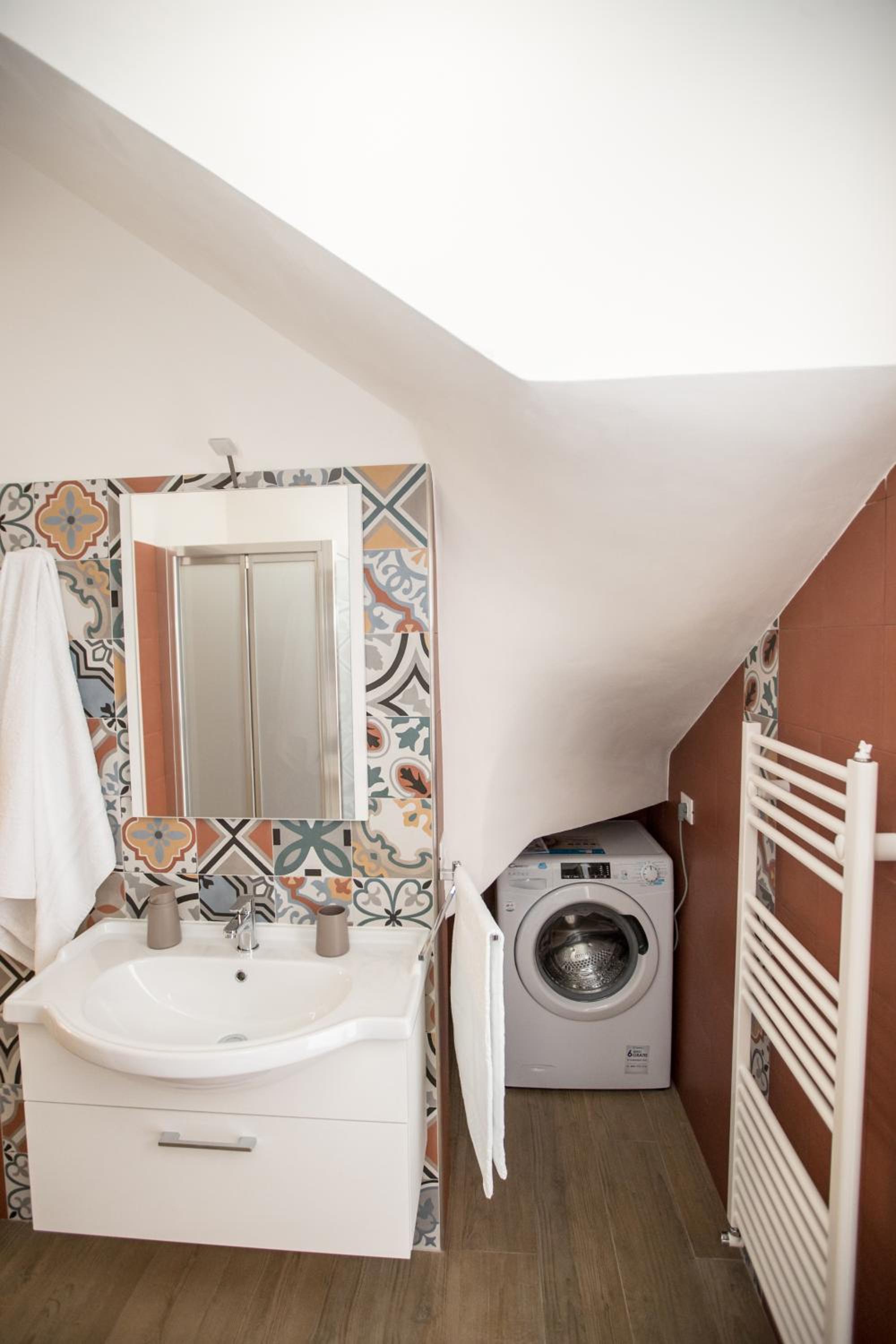 Double Room - Photo 7