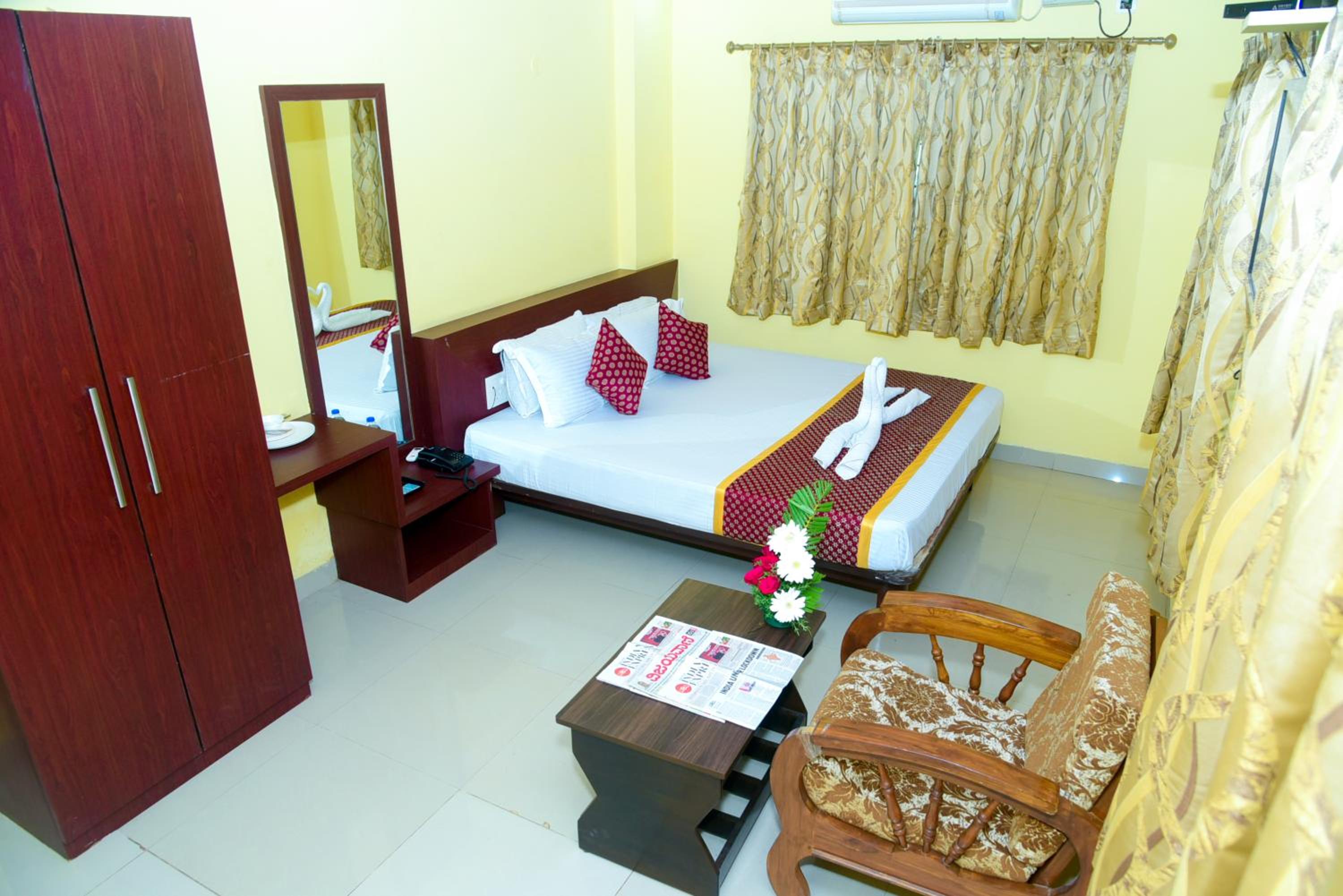 Single Room with Bathroom photo 1