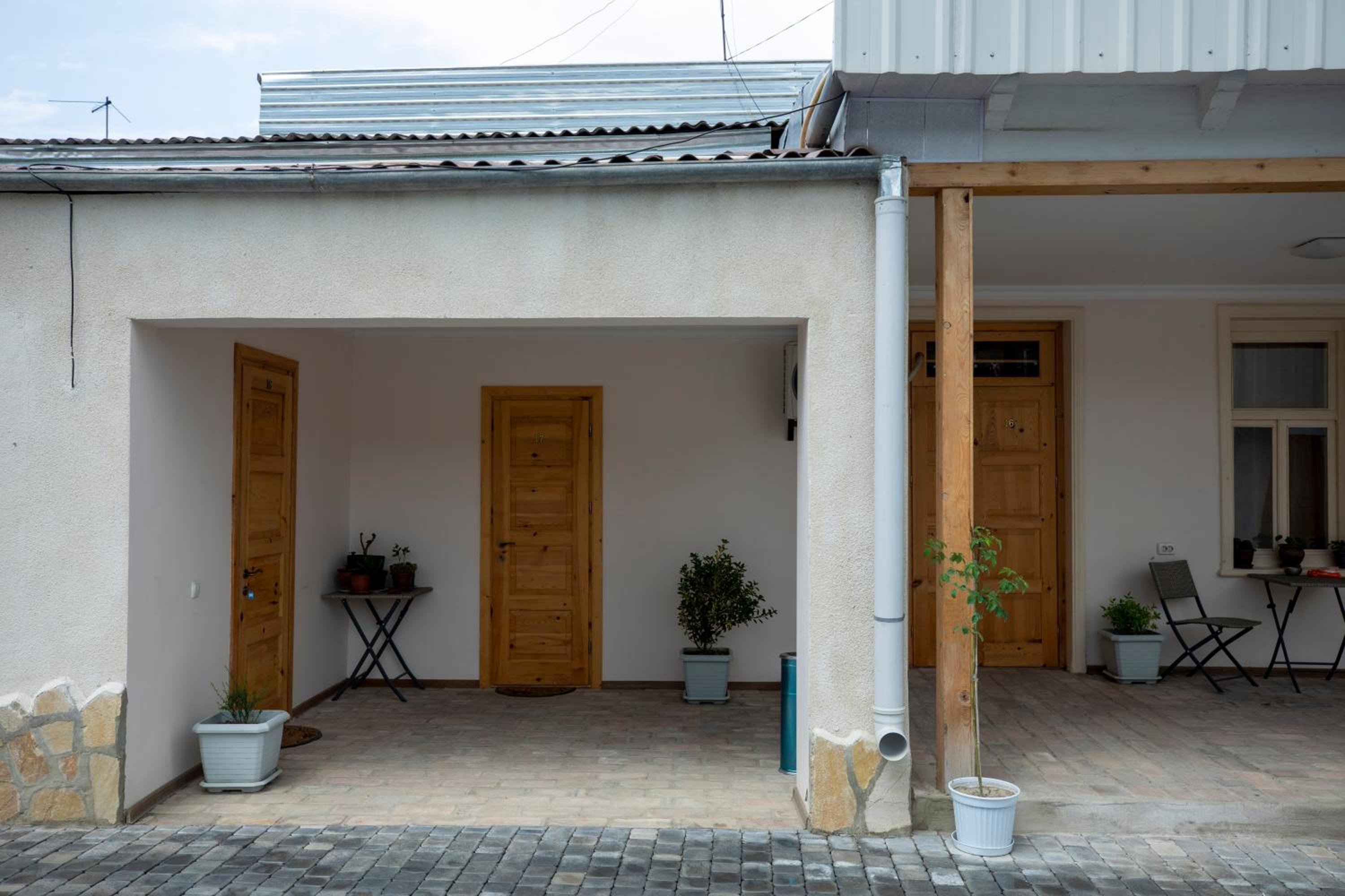 Double Room with Pool View photo 3