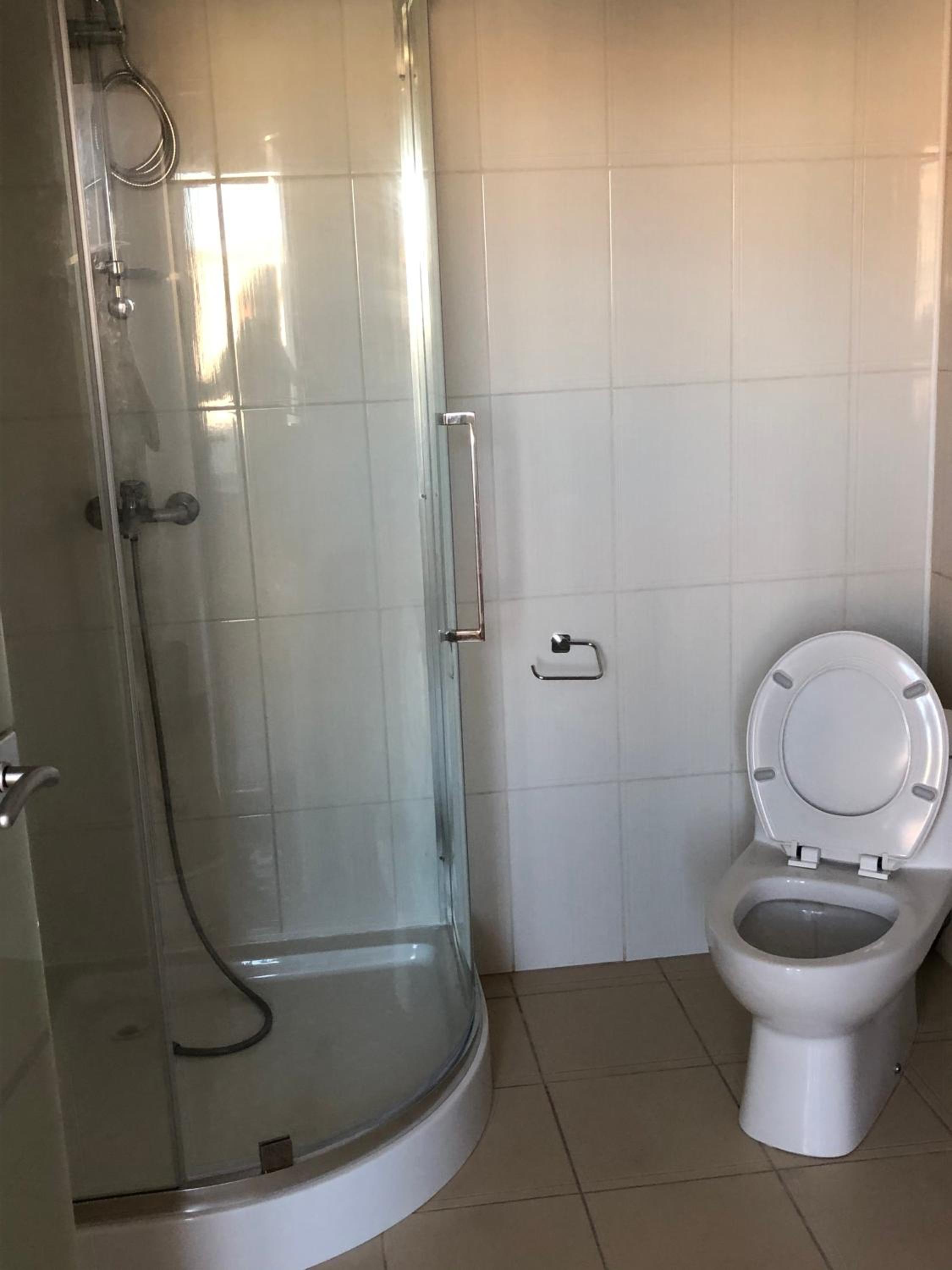 Double Room - Photo 10