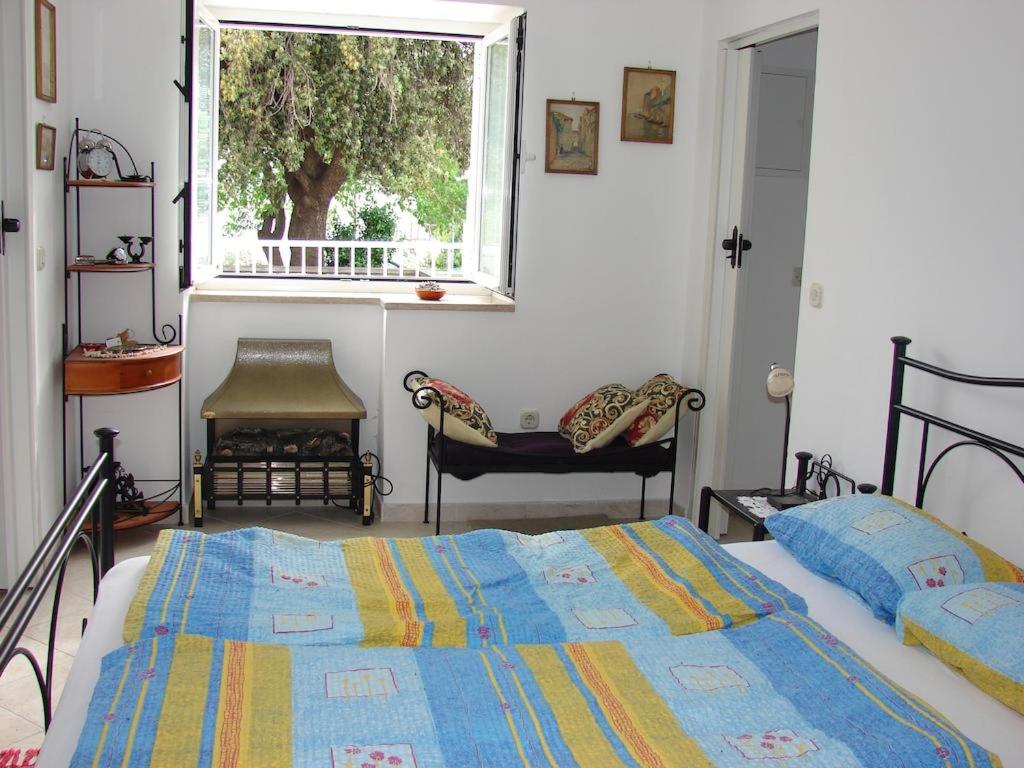 One-Bedroom Apartment with Terrace