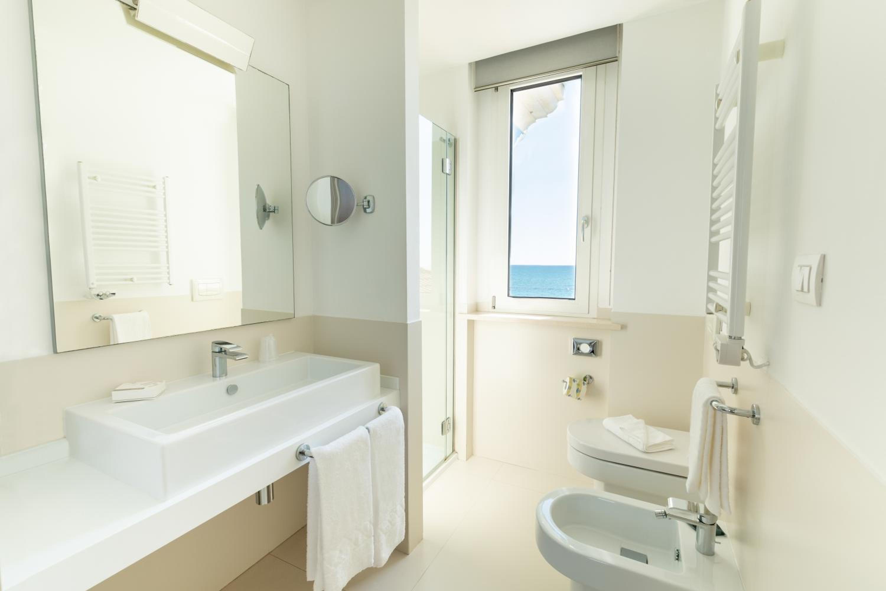 Suite with Sea View photo 2