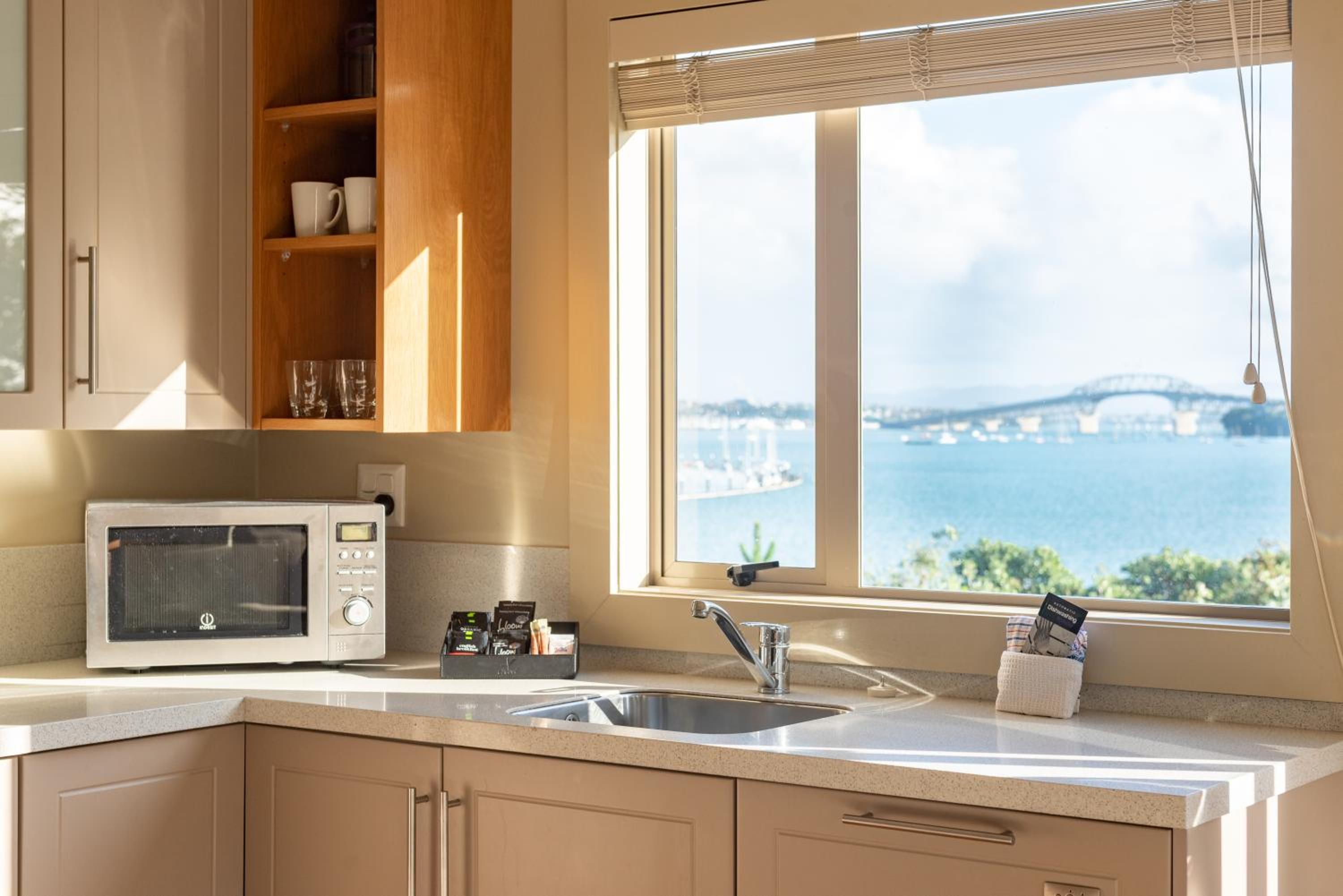Two-Bedroom Suite with Harbor View - Photo 2
