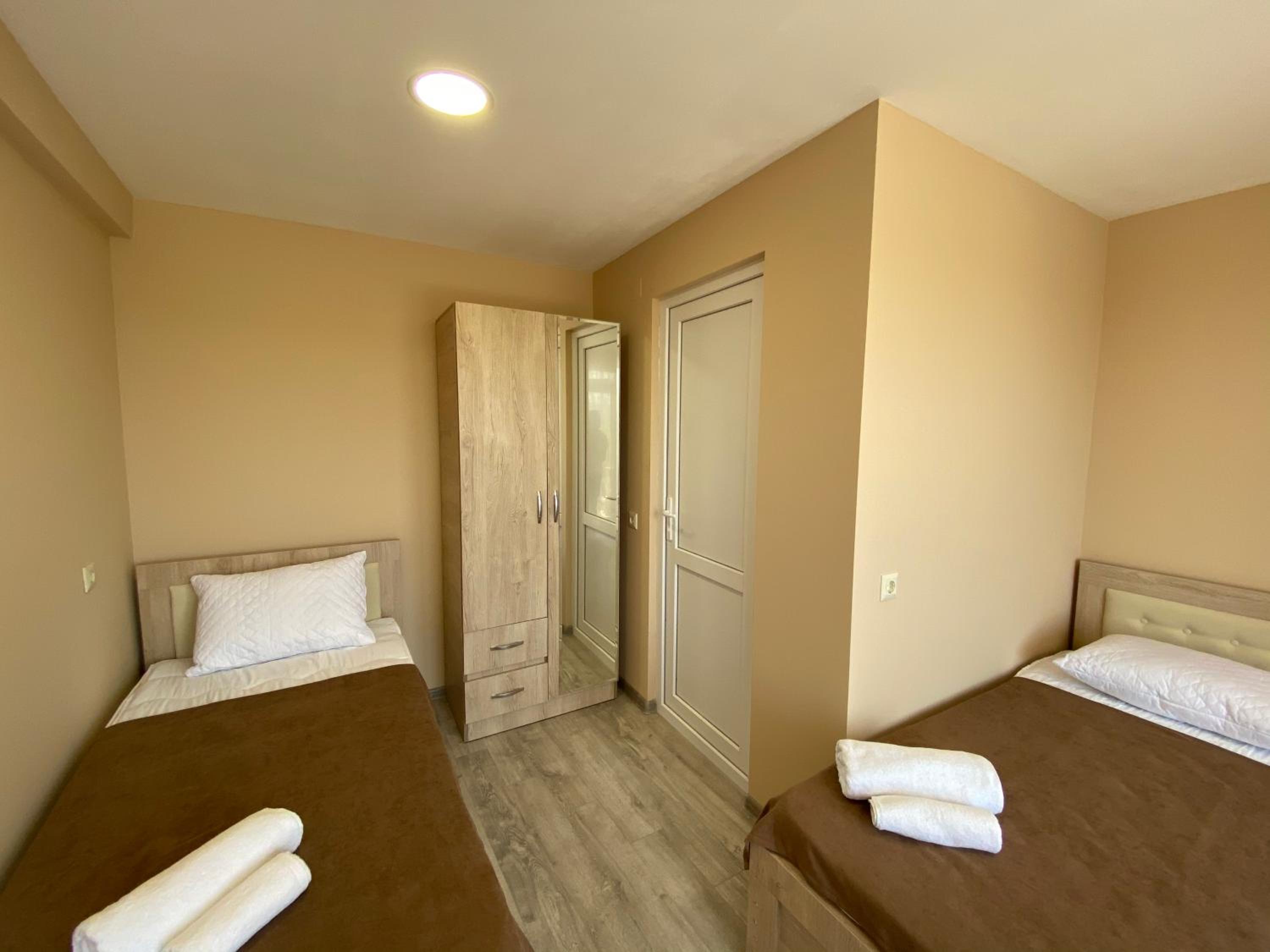 Triple Room With Lake View photo 2