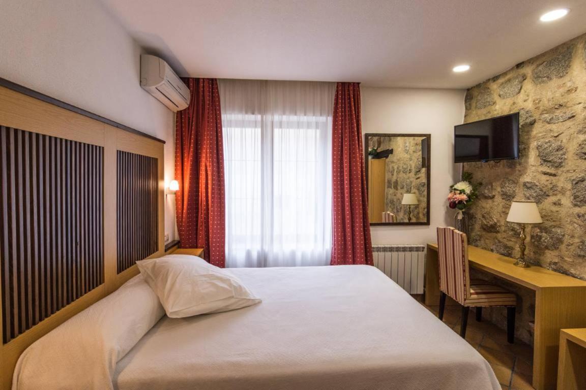 Habitación Doble con Baño Privado