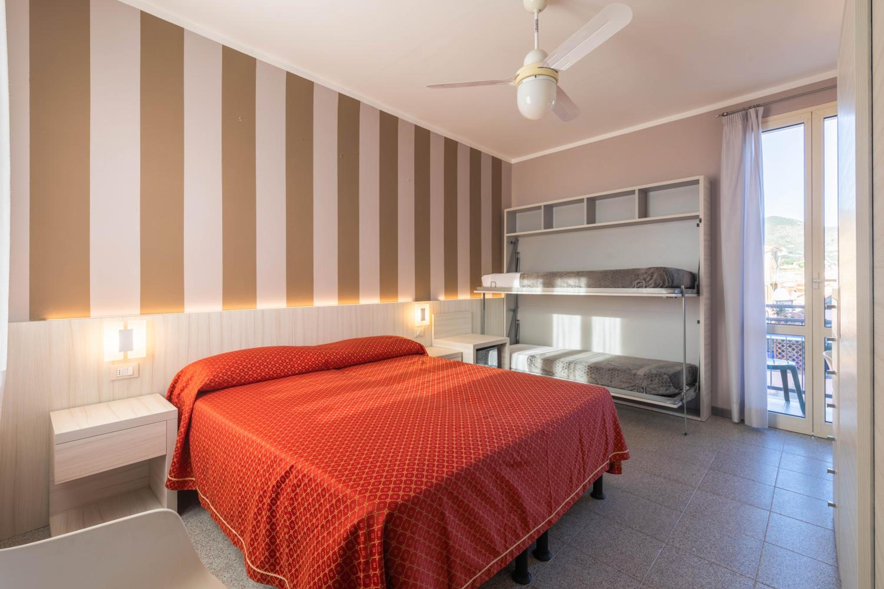 Double or Twin Room with Hill View
