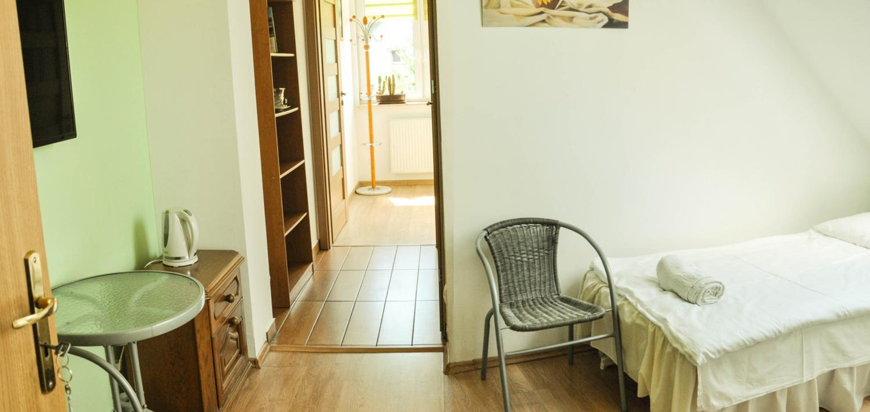 Quadruple Room with Private Bathroom photo 1
