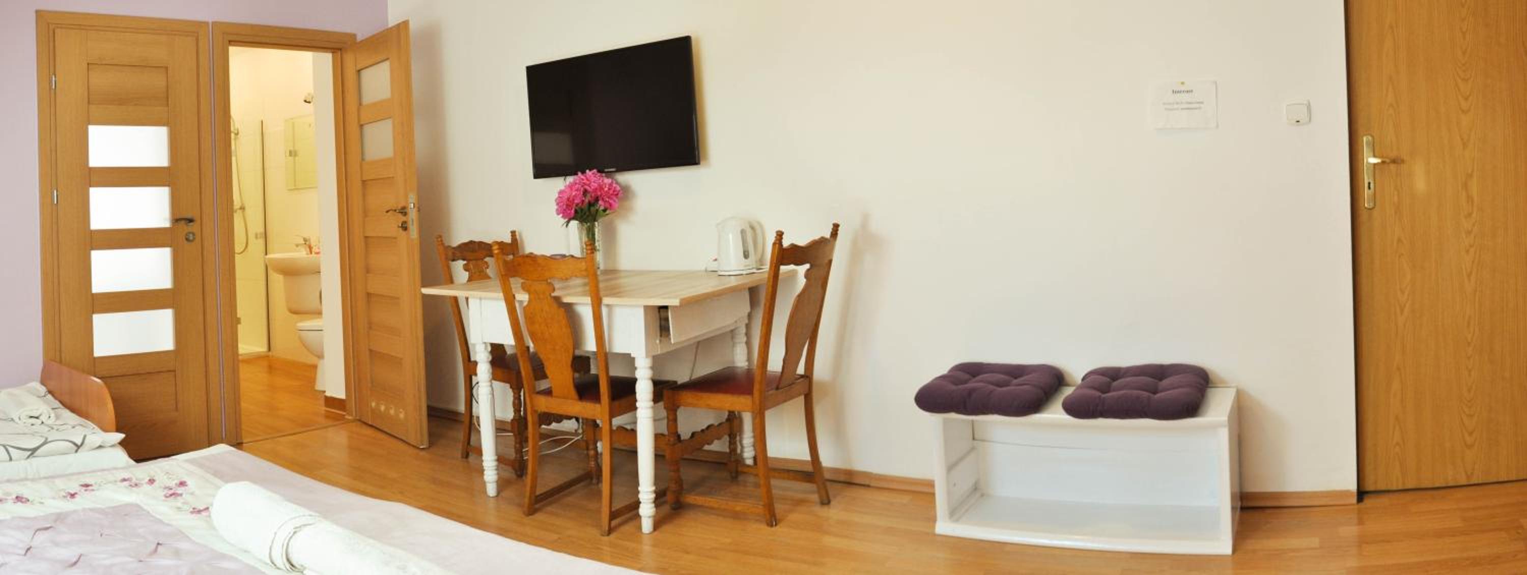 Apartment photo 3