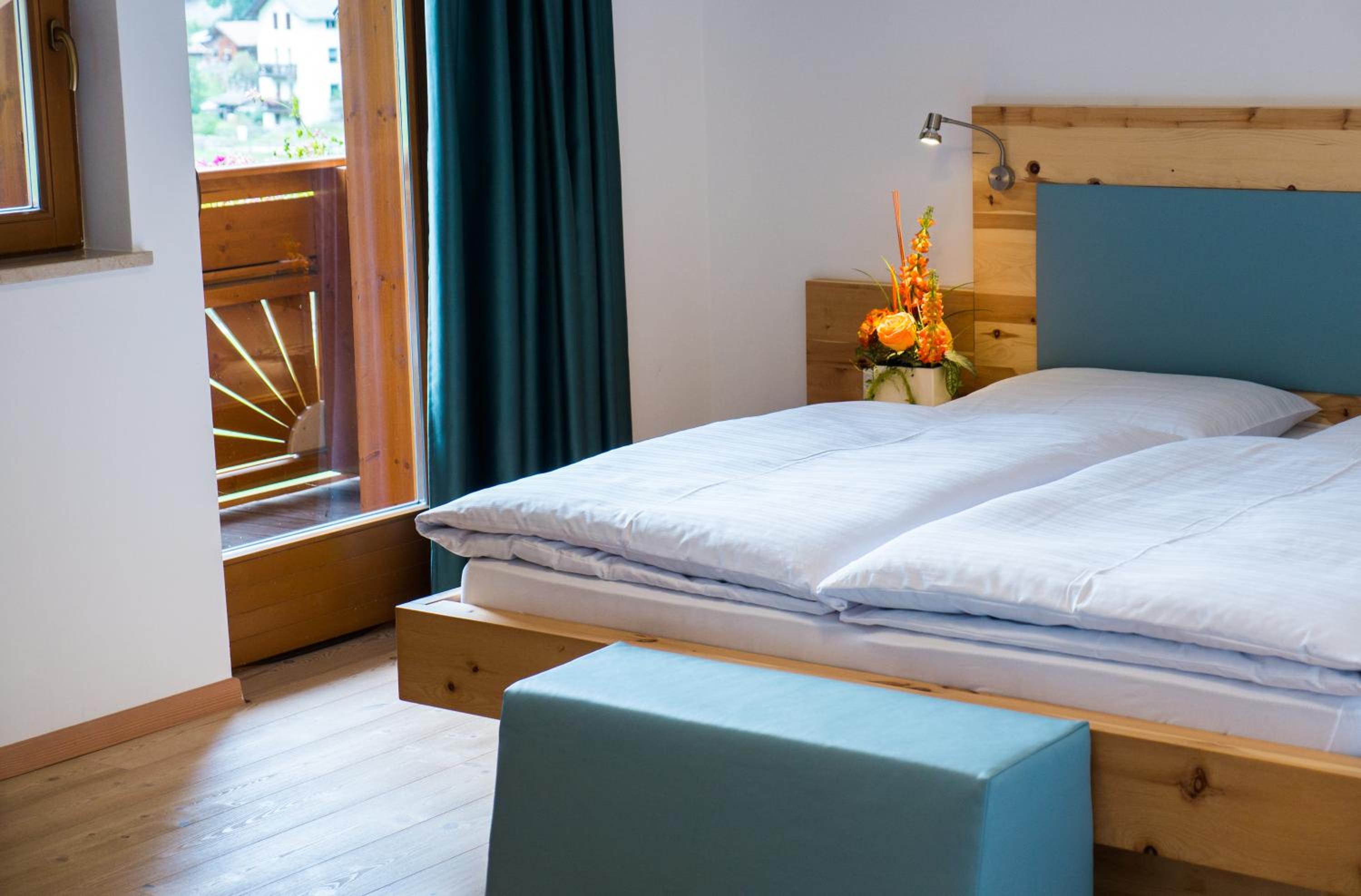Deluxe Double Room with Shower photo 3